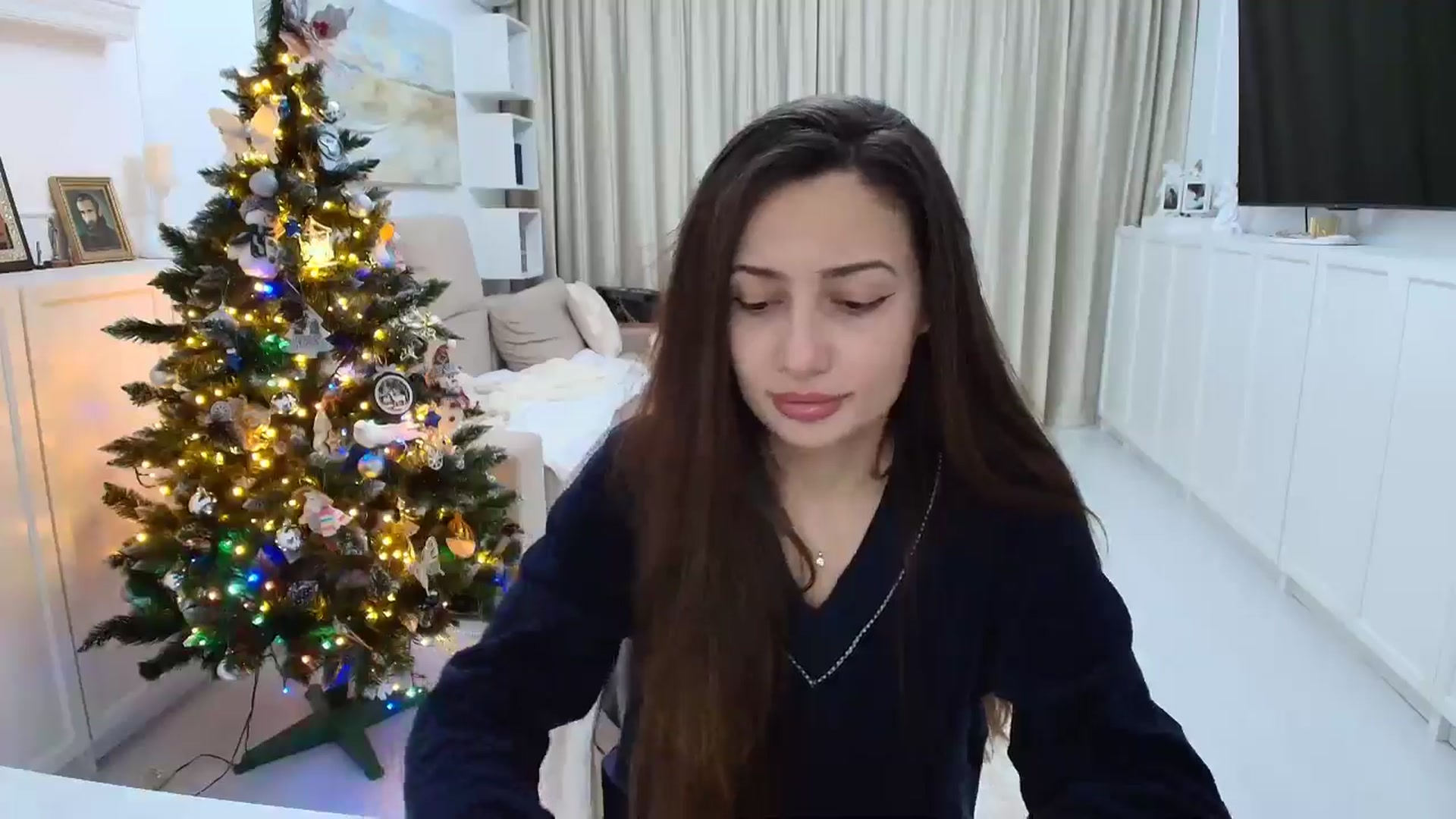 Gallery image thumbnail from Wennndyk's myfreecams stream on, 12/24/2025, 19:46 image 7 of 20