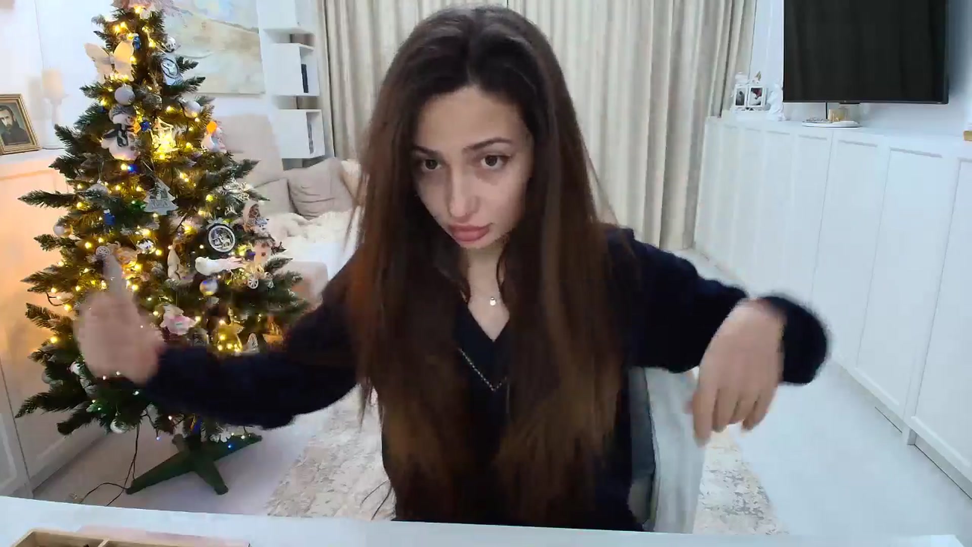Gallery image thumbnail from Wennndyk's myfreecams stream on, 12/24/2025, 22:52 image 6 of 20