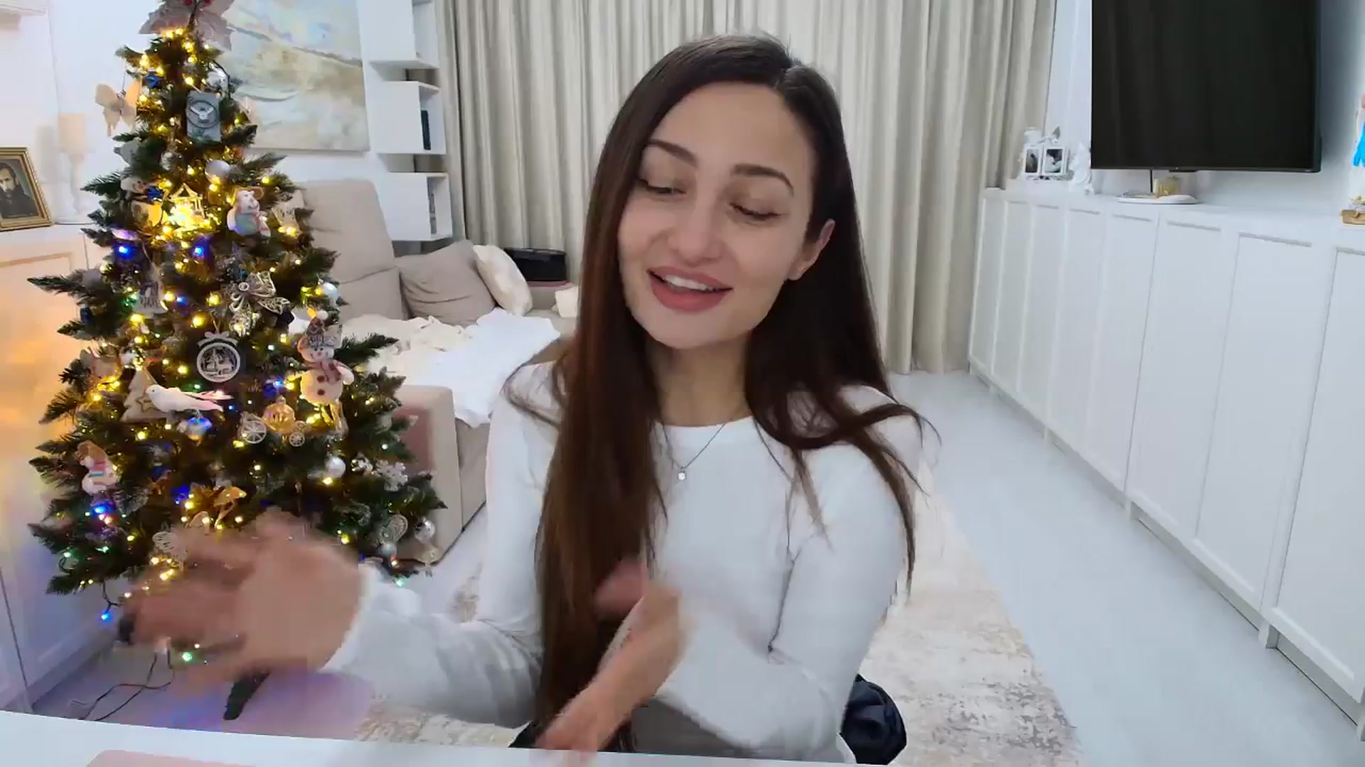 Gallery image thumbnail from Wennndyk's myfreecams stream on, 12/25/2025, 22:07 image 14 of 20