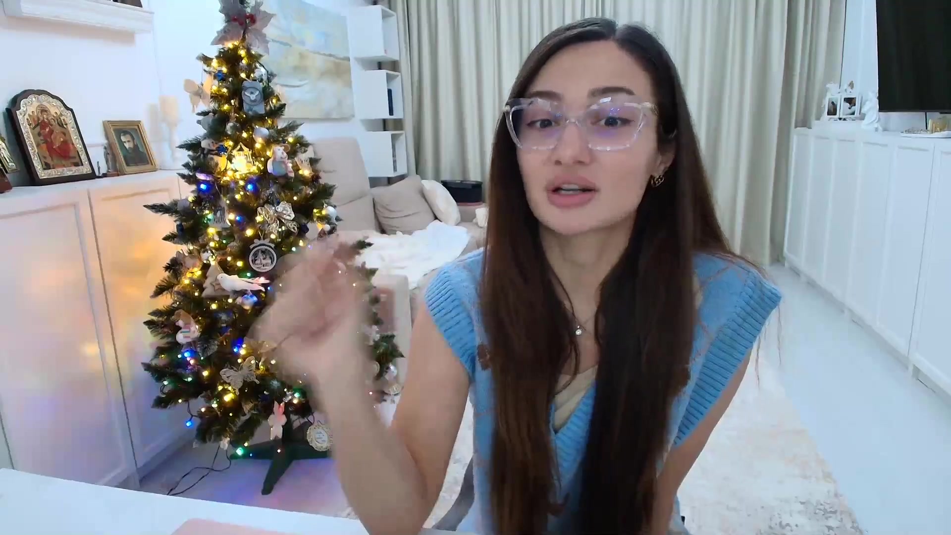 Gallery image thumbnail from Wennndyk's myfreecams stream on, 12/26/2025, 20:43 image 10 of 20