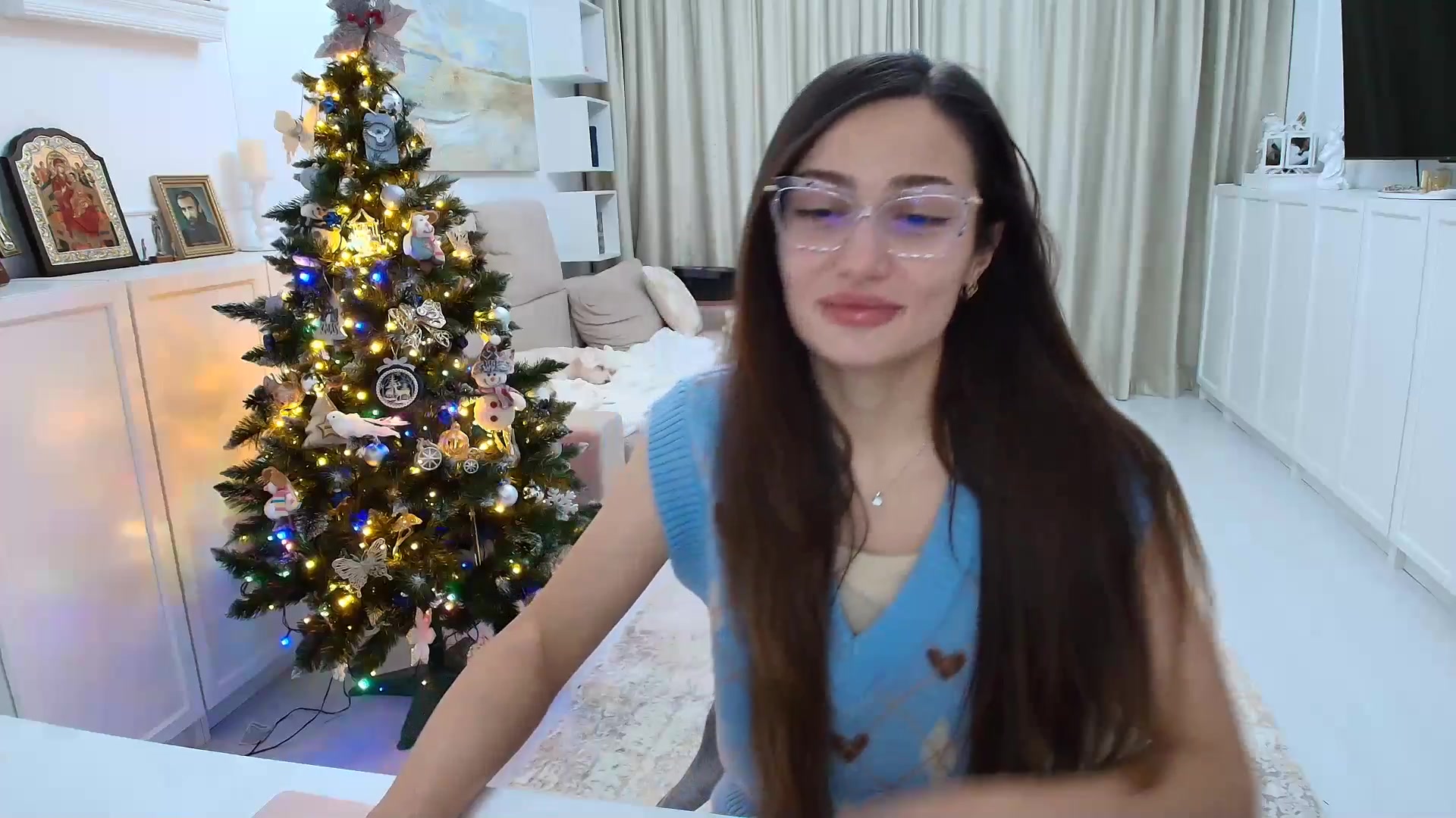 Gallery image thumbnail from Wennndyk's myfreecams stream on, 12/26/2025, 20:43 image 15 of 20