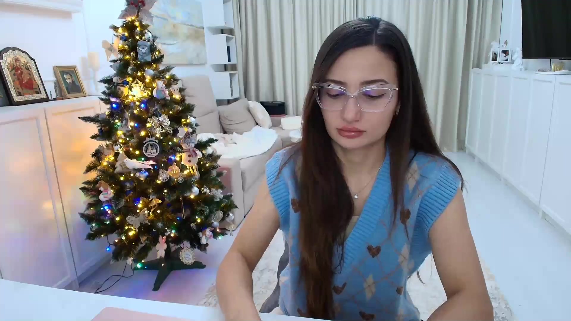 Gallery image thumbnail from Wennndyk's myfreecams stream on, 12/26/2025, 20:43 image 20 of 20