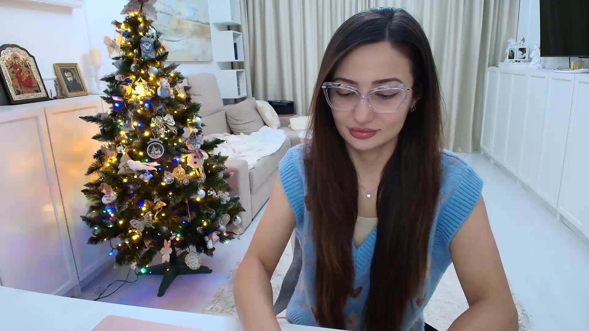 Gallery image thumbnail from Wennndyk's myfreecams stream on, 12/26/2025, 20:43 image 13 of 20