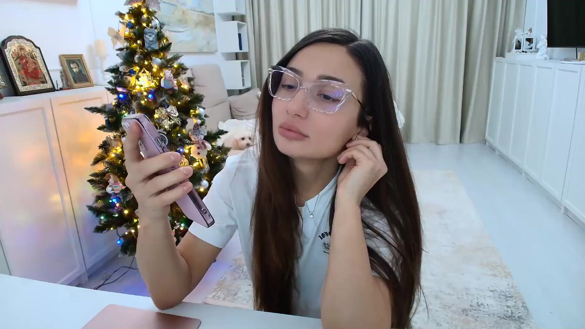 Gallery image thumbnail from Wennndyk's myfreecams stream on, 12/27/2025, 22:25 image 12 of 20