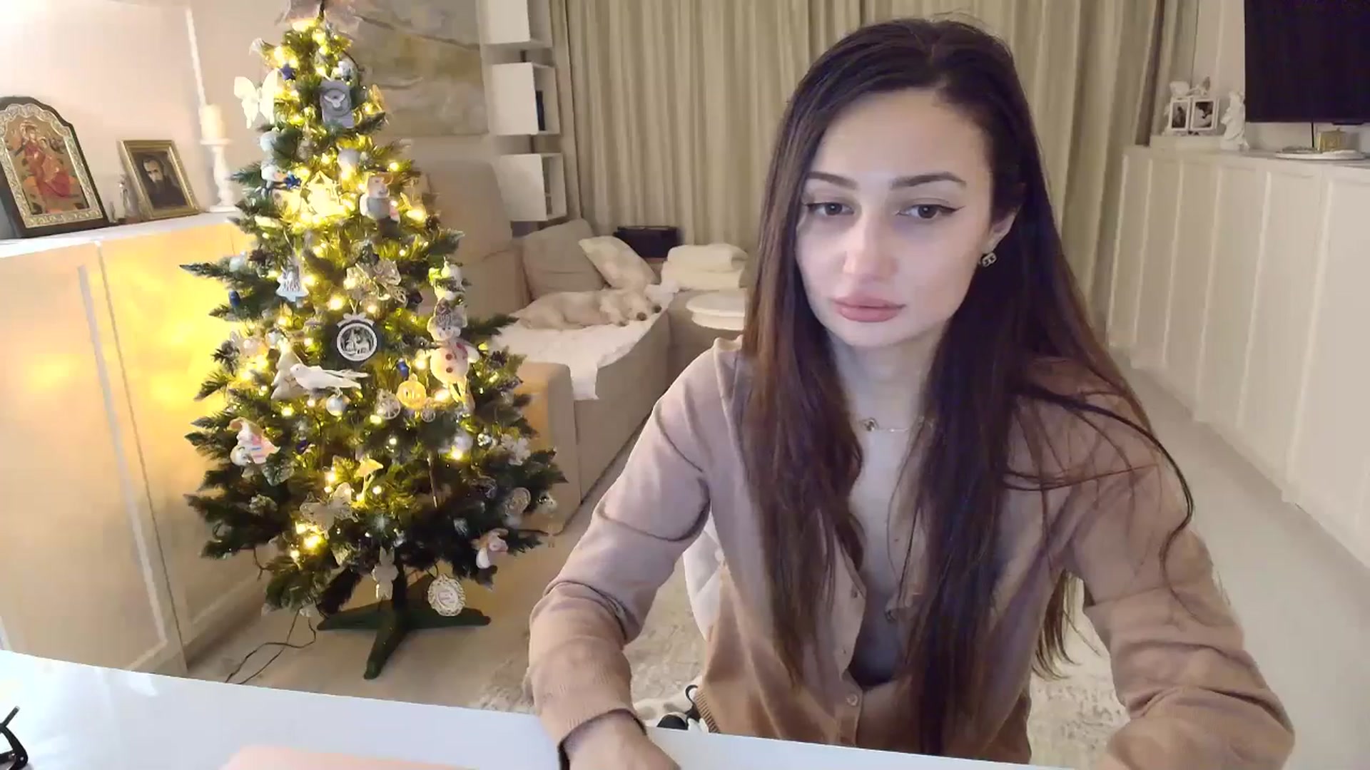 Gallery image thumbnail from Wennndyk's myfreecams stream on, 12/28/2025, 21:37 image 14 of 20