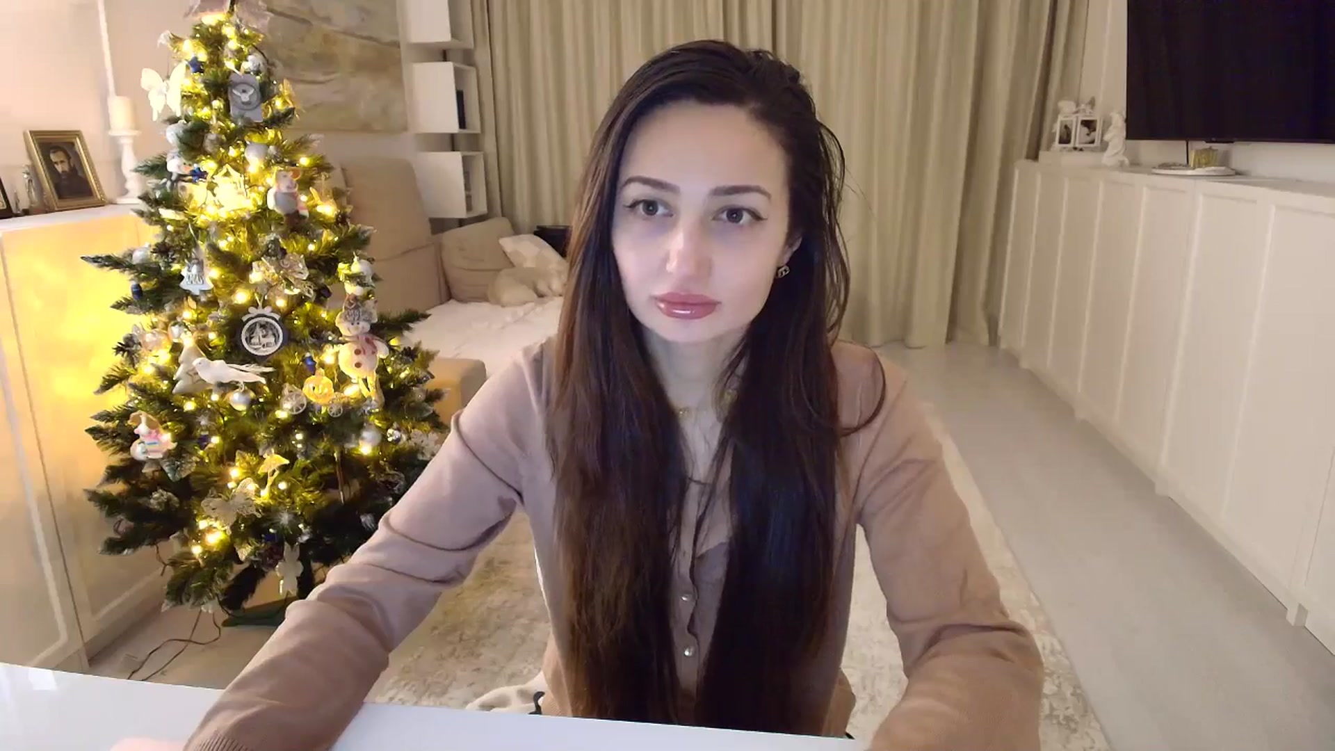 Gallery image thumbnail from Wennndyk's myfreecams stream on, 12/28/2025, 21:37 image 19 of 20