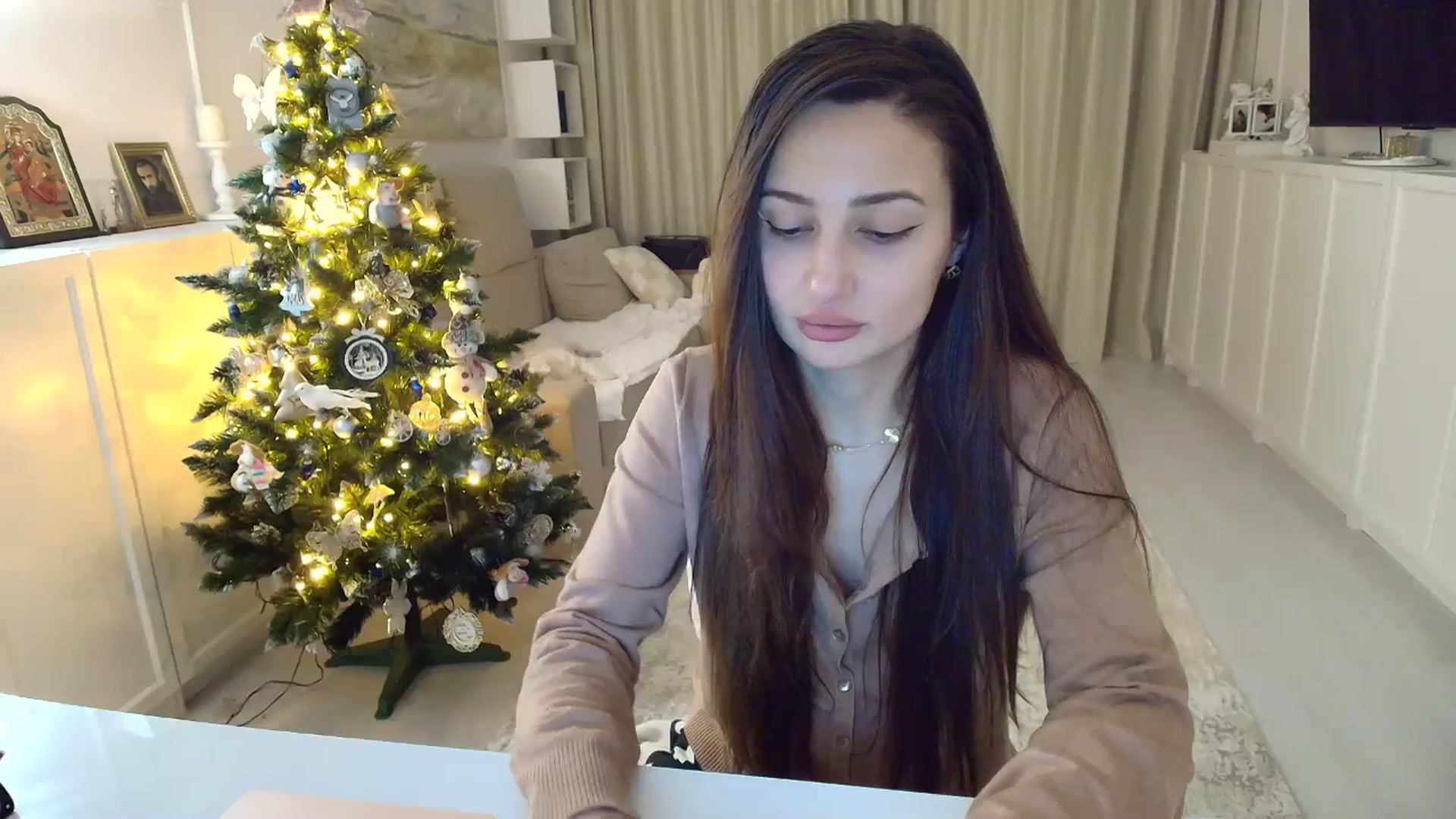 Gallery image thumbnail from Wennndyk's myfreecams stream on, 12/28/2025, 21:37 image 12 of 20