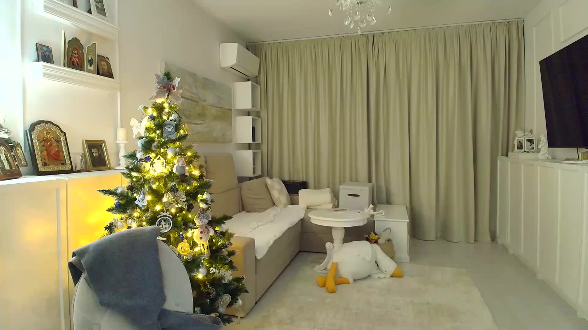 Gallery image thumbnail from Wennndyk's myfreecams stream on, 12/29/2025, 20:12 image 10 of 20