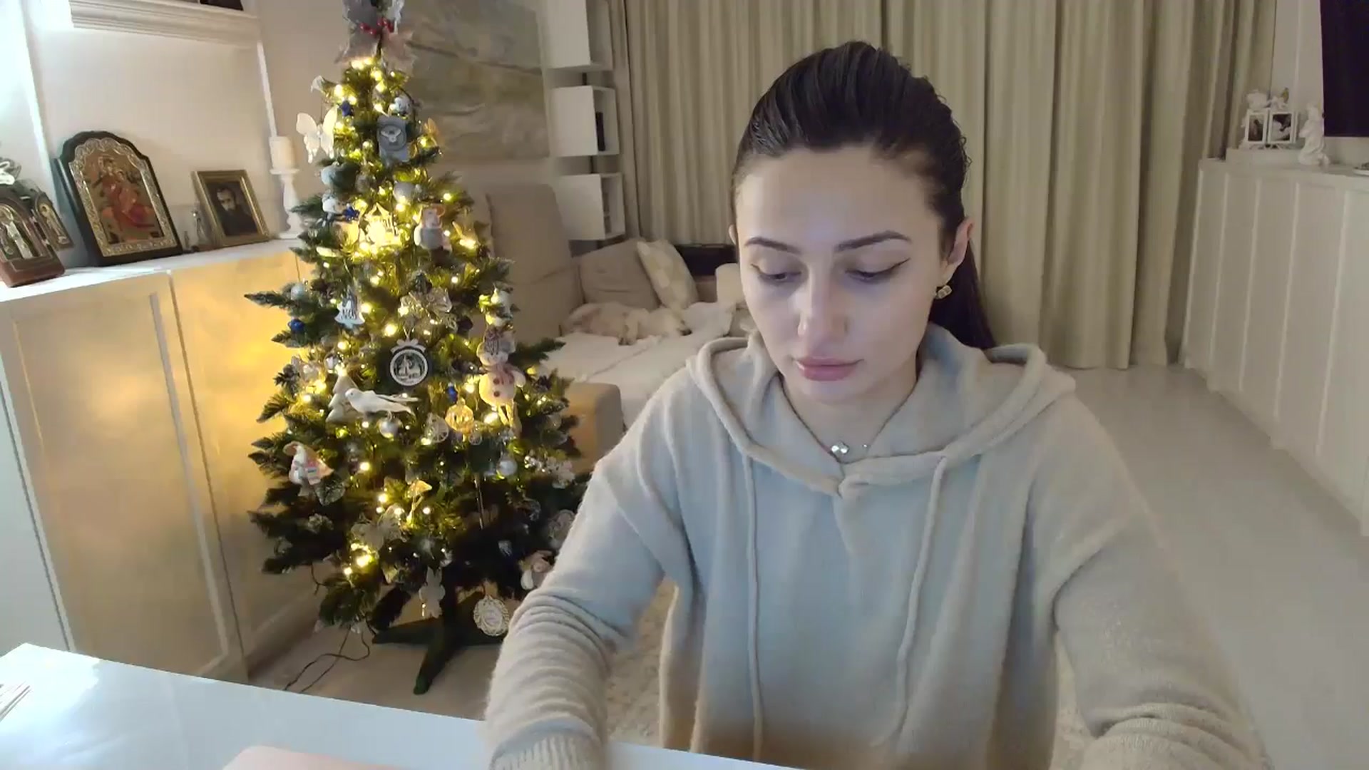 Gallery image thumbnail from Wennndyk's myfreecams stream on, 12/29/2025, 21:14 image 17 of 20