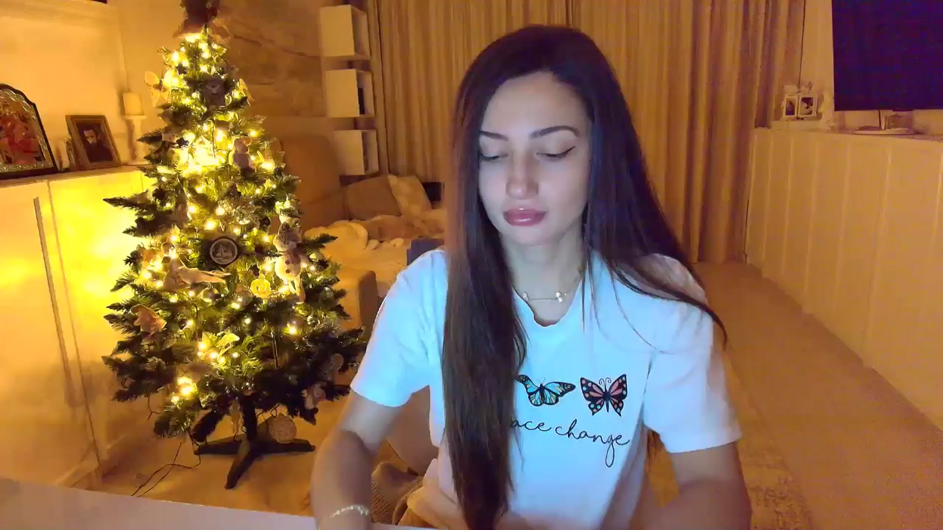 Gallery image thumbnail from Wennndyk's myfreecams stream on, 12/30/2025, 21:28 image 16 of 20