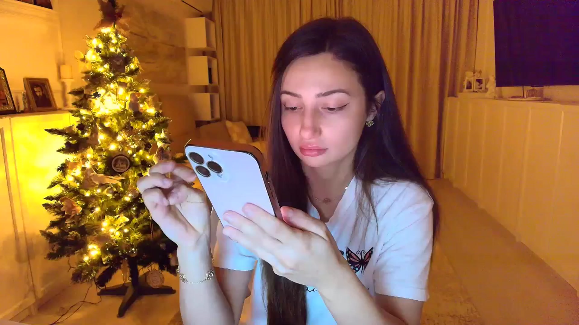 Gallery image thumbnail from Wennndyk's myfreecams stream on, 12/30/2025, 22:25 image 6 of 20
