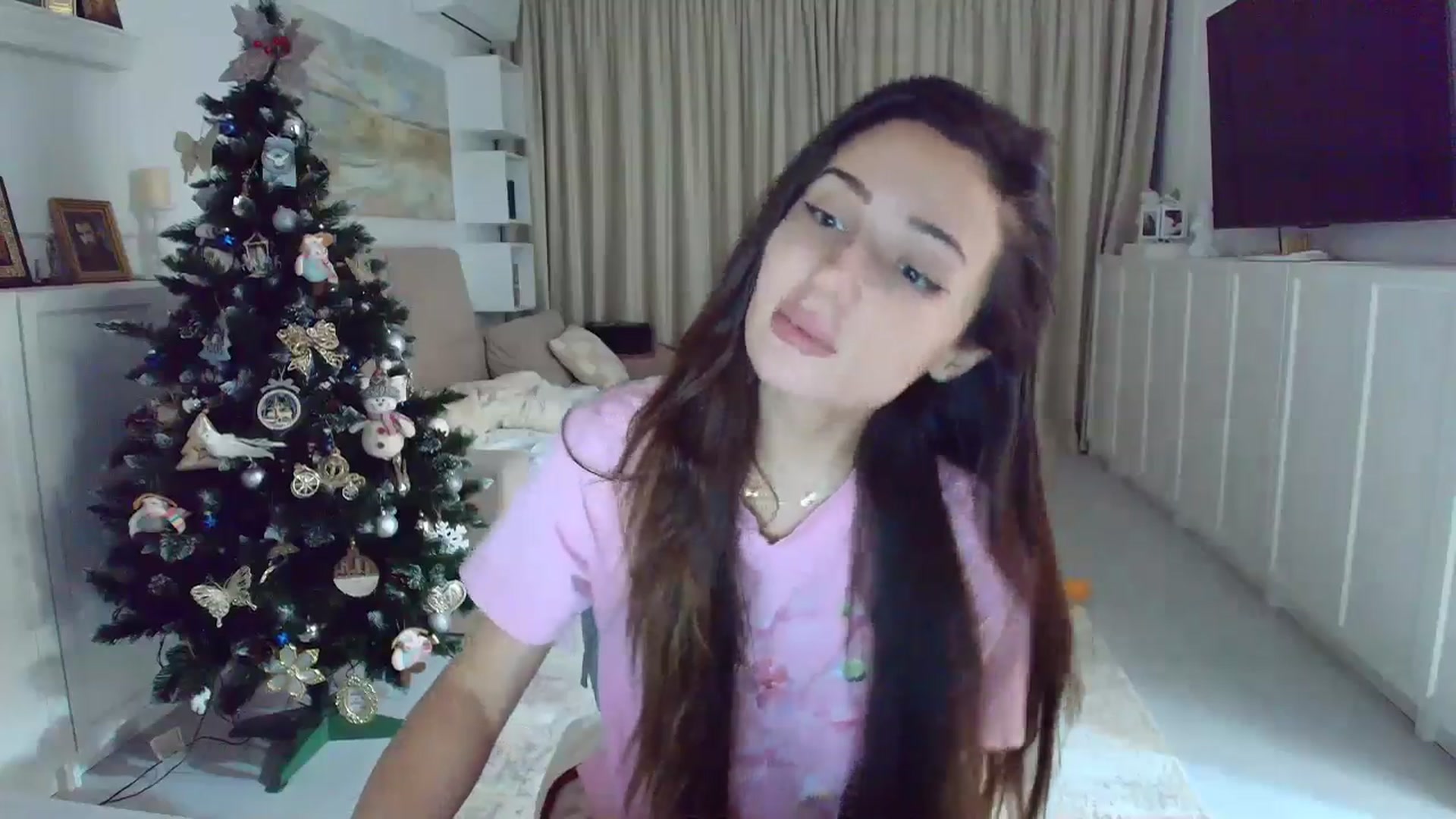 Gallery image thumbnail from Wennndyk's myfreecams stream on, 01/04/2026, 19:35 image 9 of 20