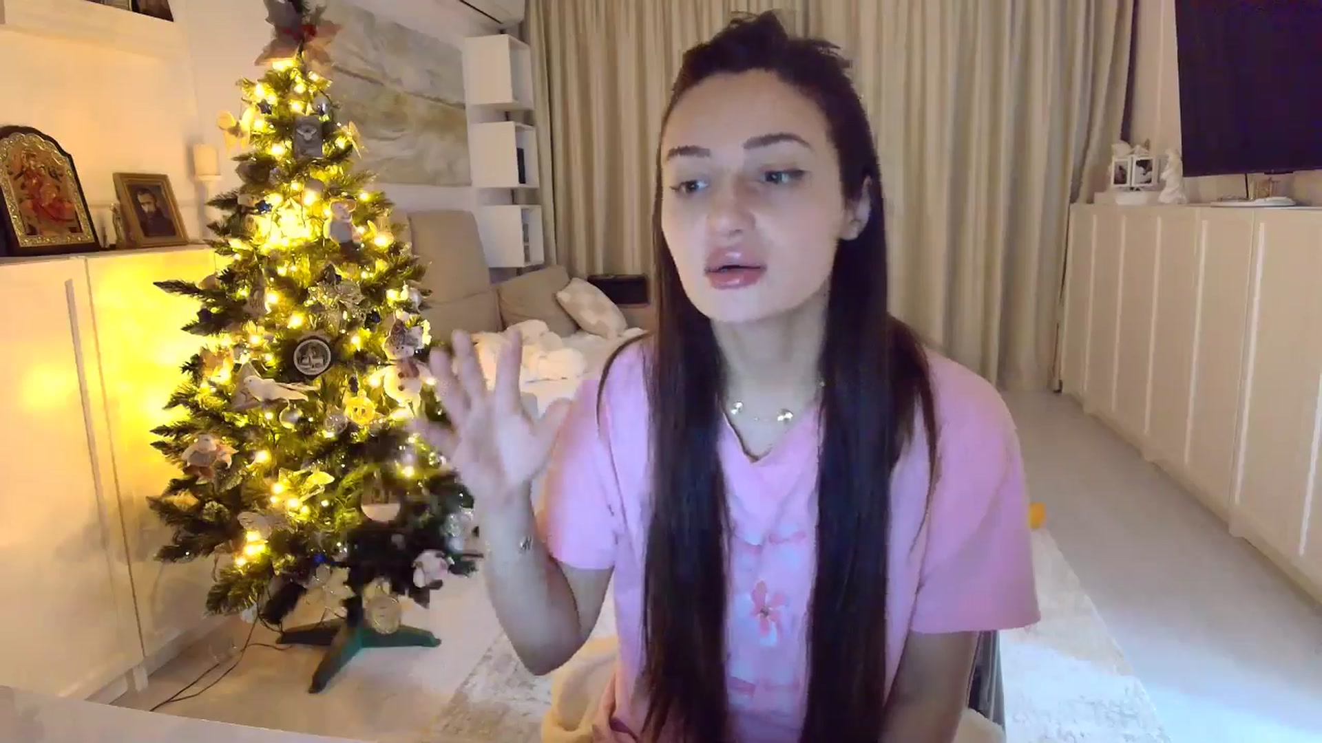 Gallery image thumbnail from Wennndyk's myfreecams stream on, 01/04/2026, 22:20 image 17 of 20