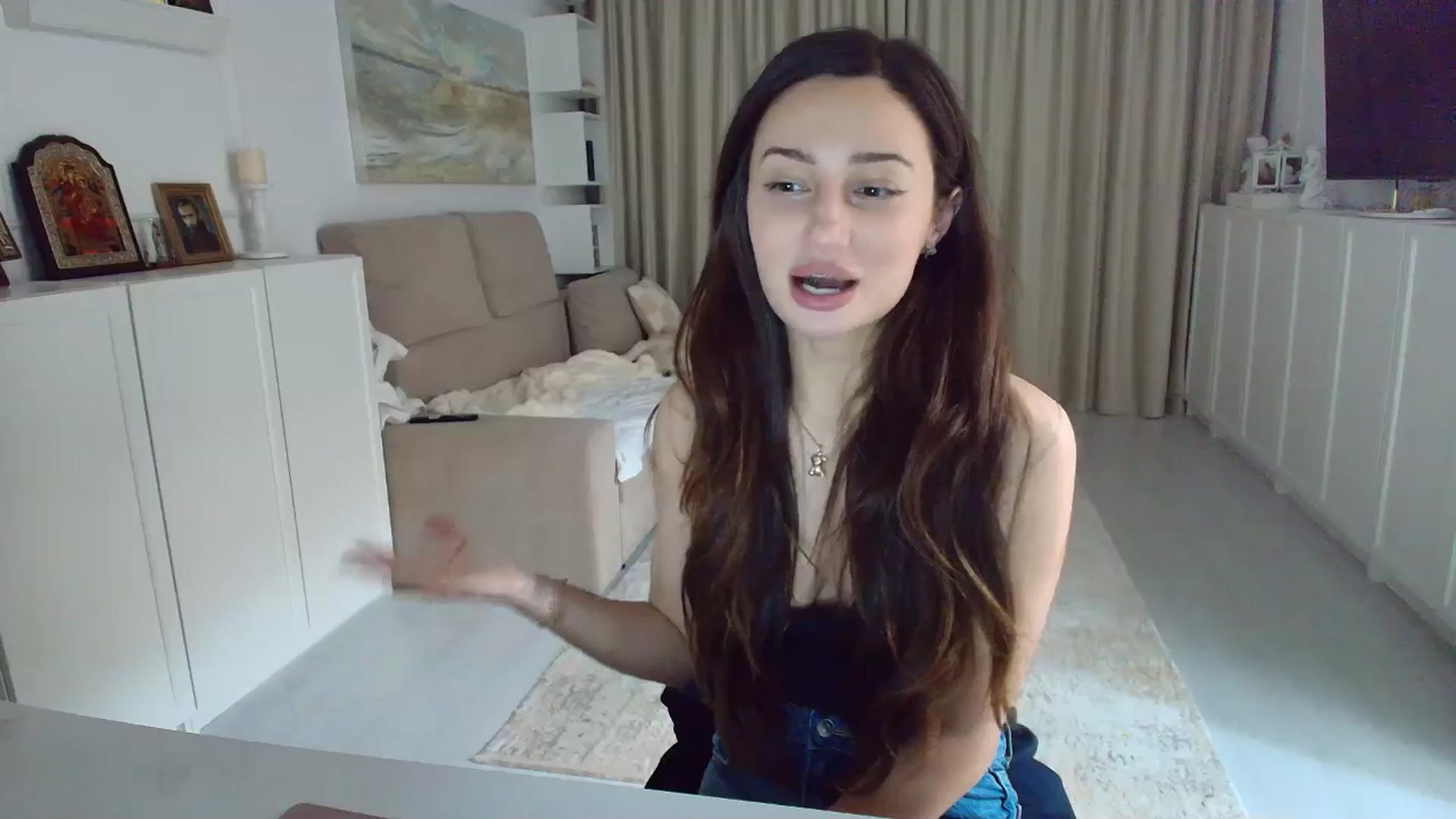 Gallery image thumbnail from Wennndyk's myfreecams stream on, 01/18/2026, 23:36 image 16 of 20
