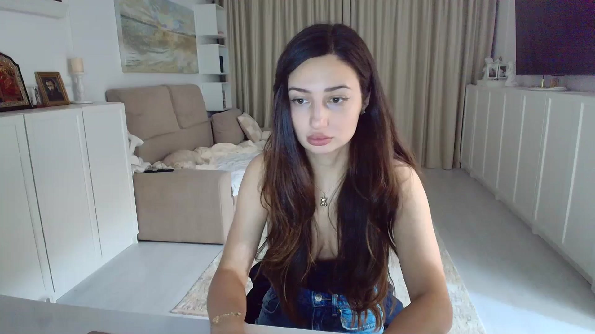 Gallery image thumbnail from Wennndyk's myfreecams stream on, 01/18/2026, 23:36 image 5 of 20