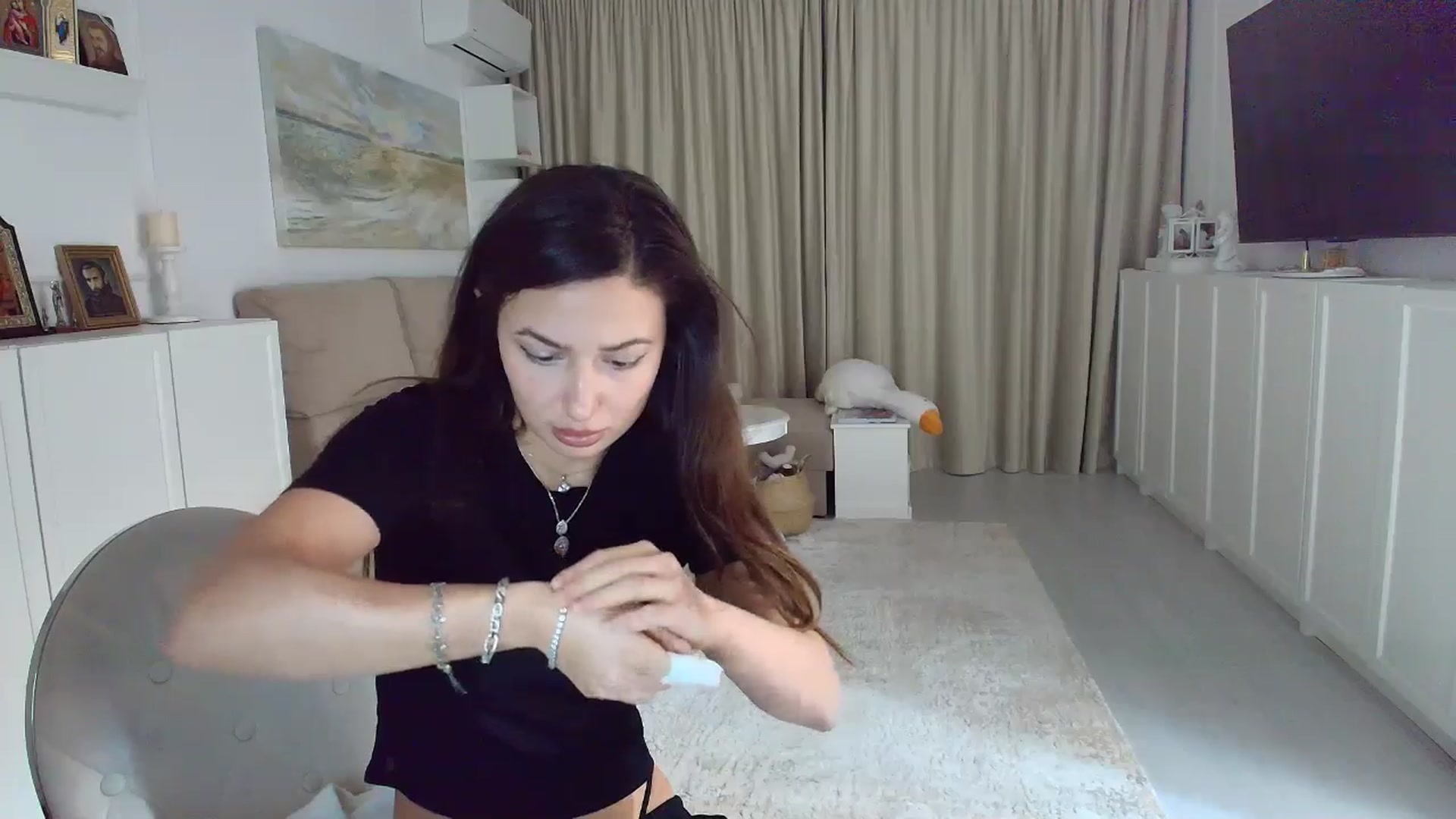 Gallery image thumbnail from Wennndyk's myfreecams stream on, 01/20/2026, 18:04 image 5 of 20