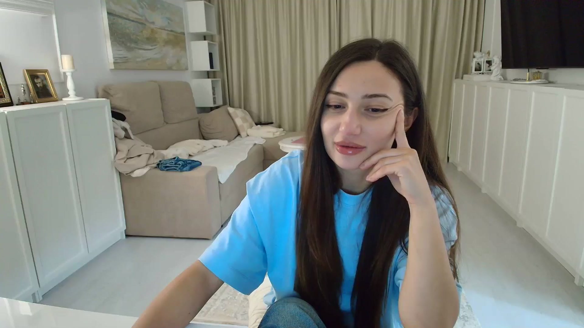 Gallery image thumbnail from Wennndyk's myfreecams stream on, 02/16/2026, 23:19 image 7 of 20