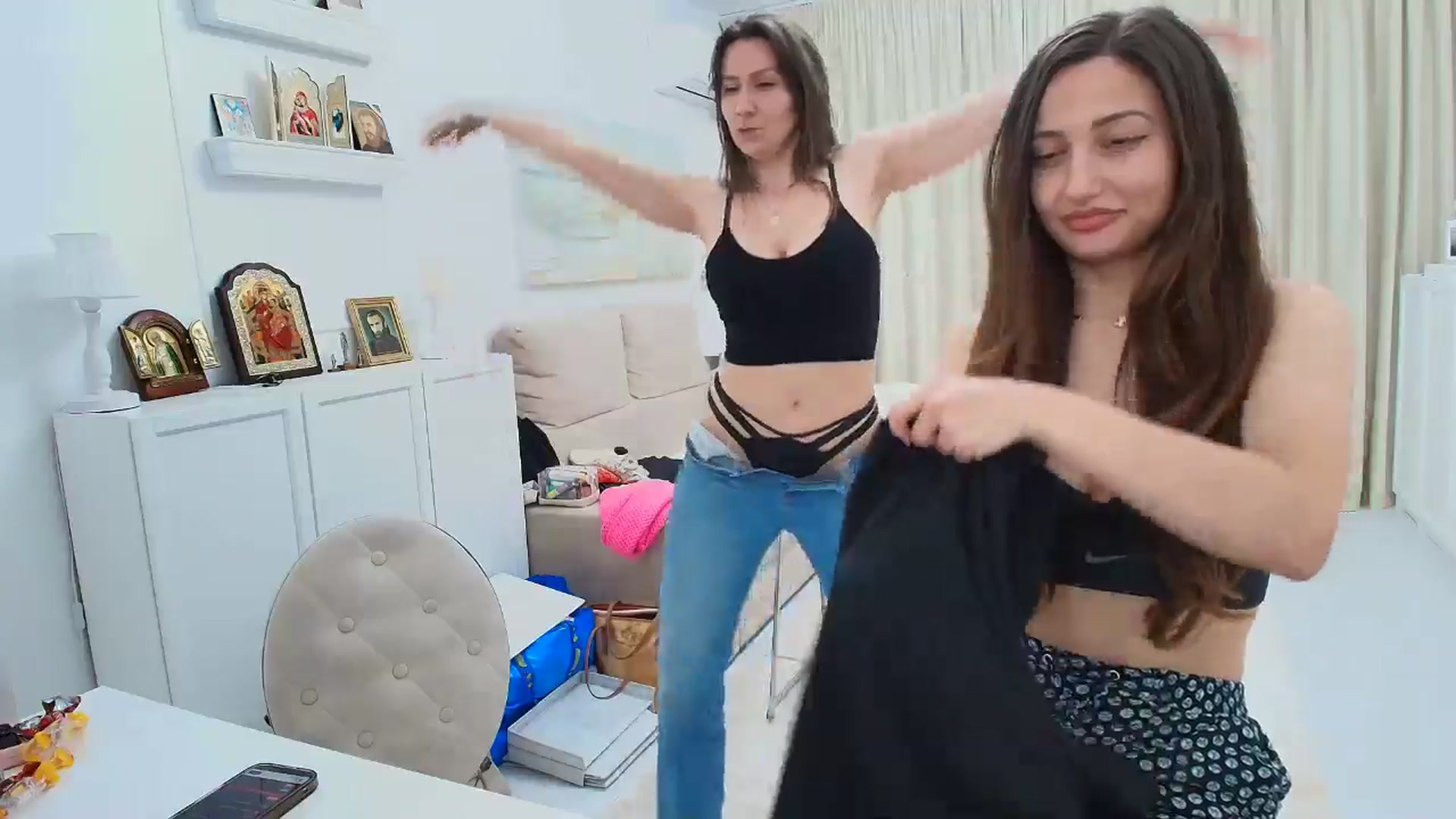 Gallery image thumbnail from Wennndyk's myfreecams stream on, 02/22/2026, 19:30 image 9 of 20