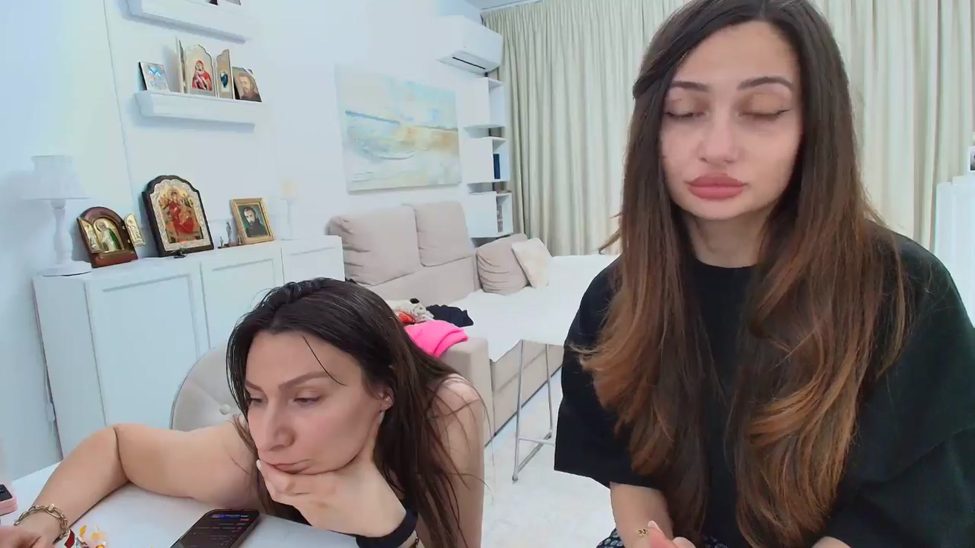 Gallery image thumbnail from Wennndyk's myfreecams stream on, 02/22/2026, 19:30 image 16 of 20
