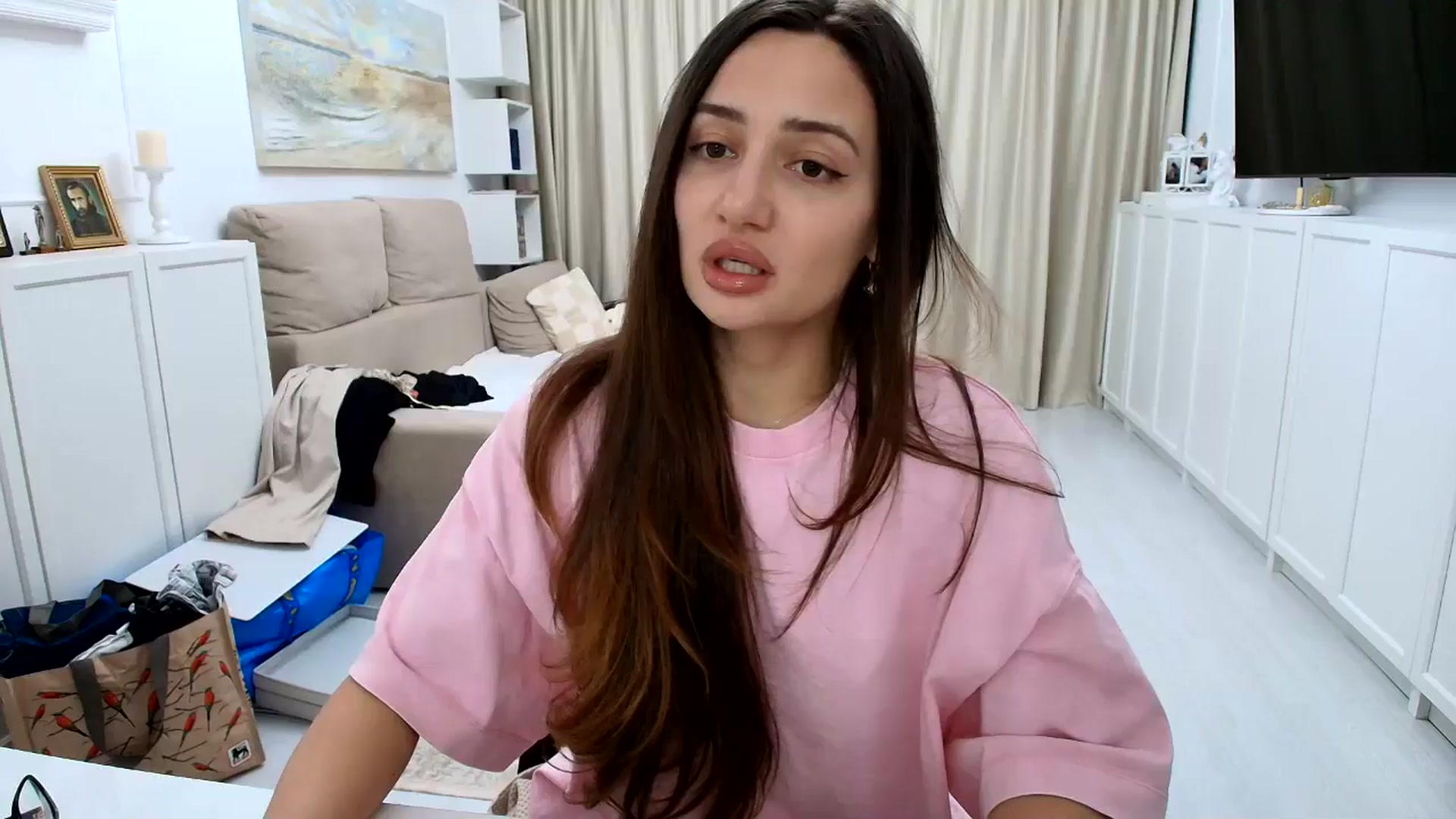 Gallery image thumbnail from Wennndyk's myfreecams stream on, 02/23/2026, 22:34 image 17 of 20