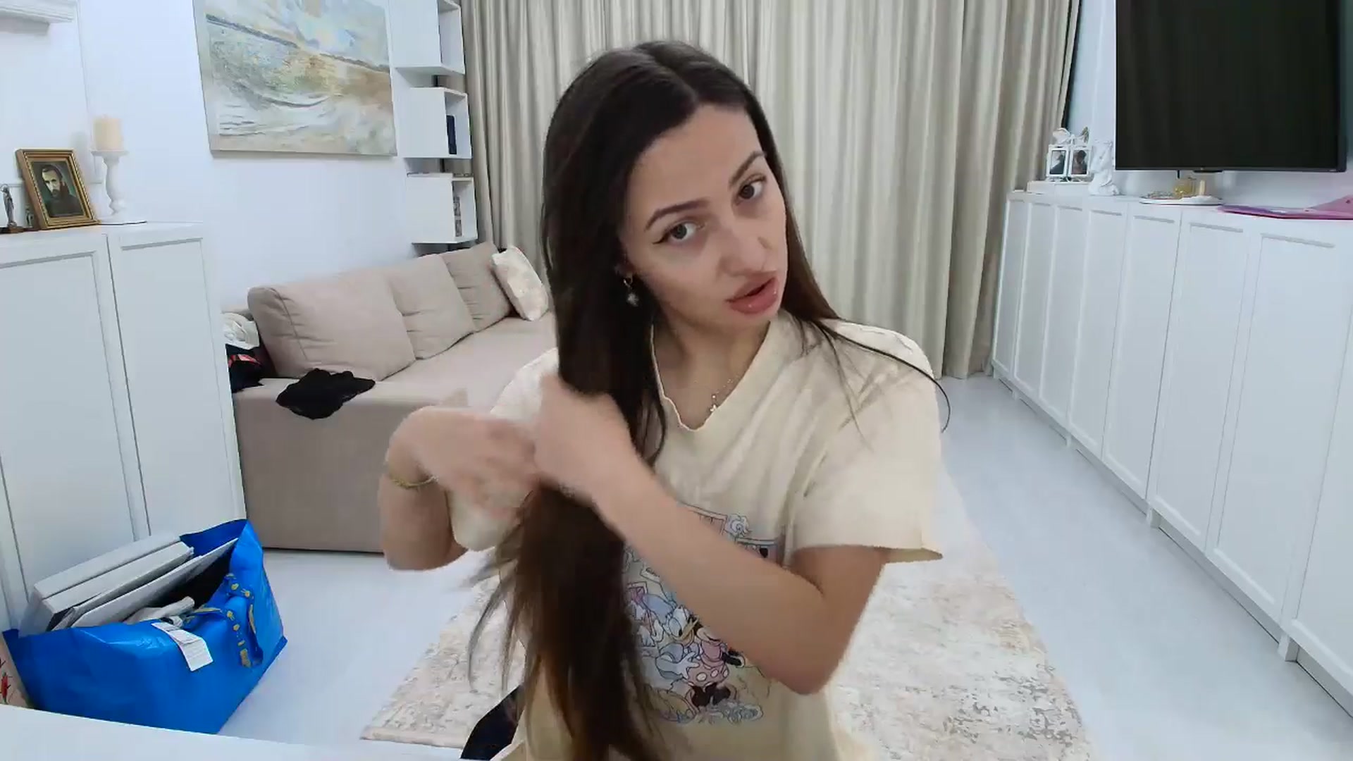Gallery image thumbnail from Wennndyk's myfreecams stream on, 03/08/2026, 18:54 image 9 of 20