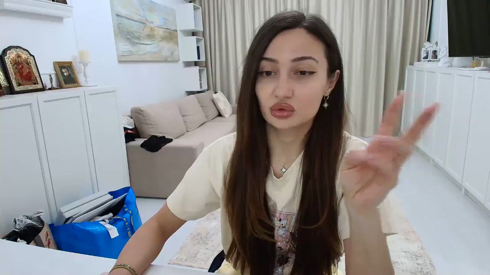 Gallery image thumbnail from Wennndyk's myfreecams stream on, 03/08/2026, 18:54 image 12 of 20