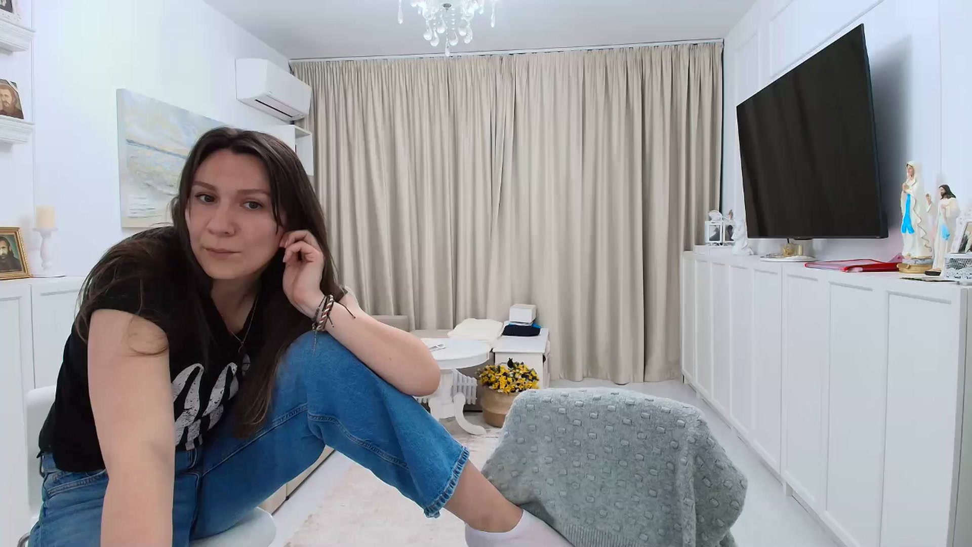 Gallery image thumbnail from Wennndyk's myfreecams stream on, 03/15/2026, 17:32 image 1 of 20
