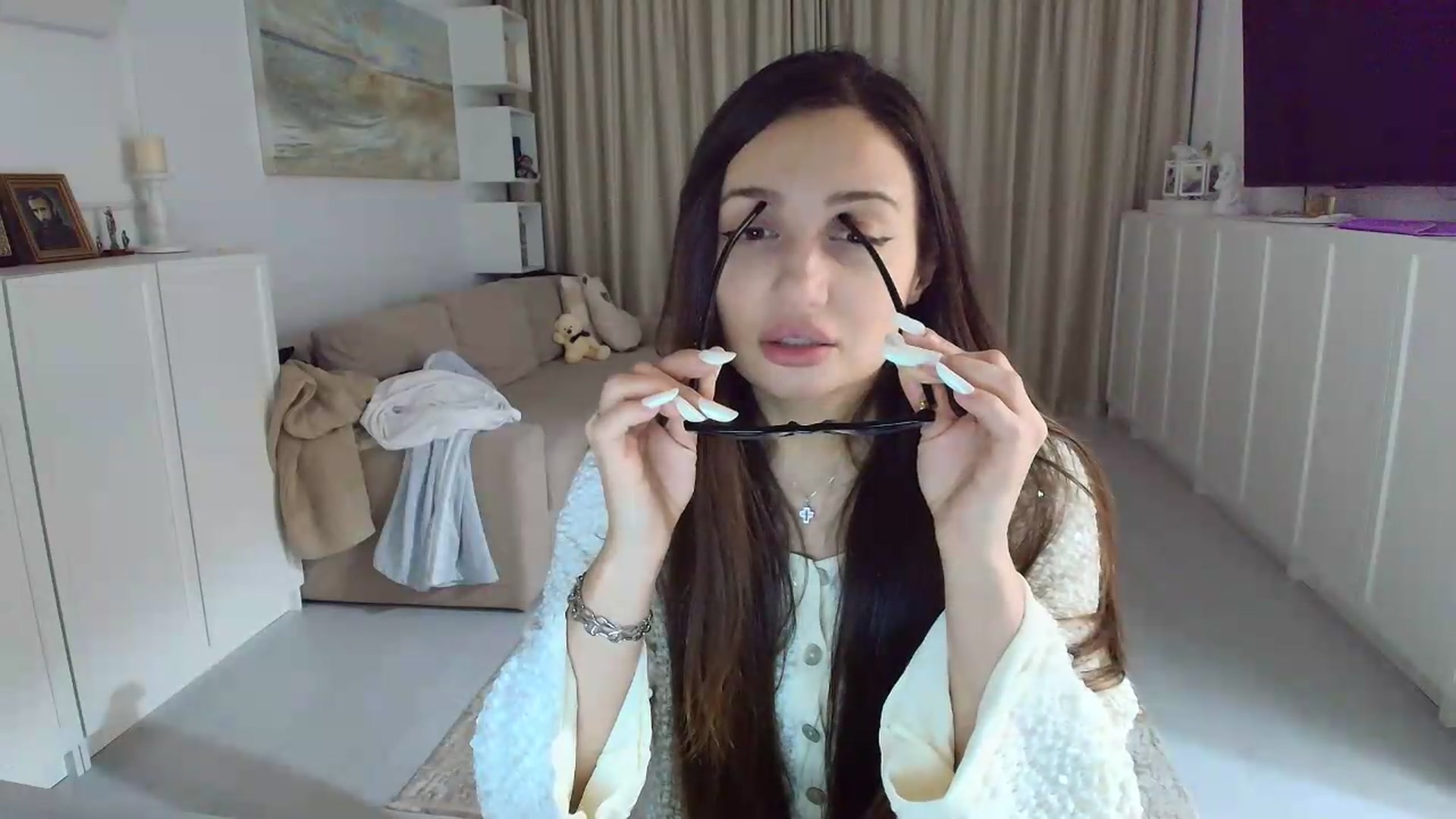 Gallery image thumbnail from Wennndyk's myfreecams stream on, 05/18/2026, 22:19 image 4 of 20