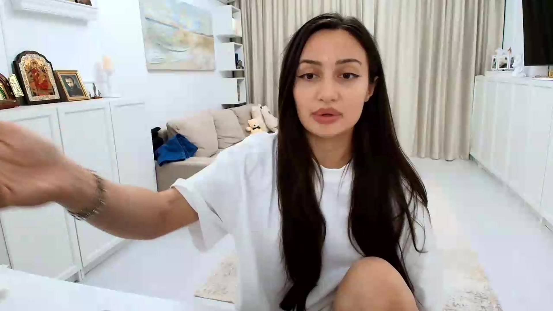 Gallery image thumbnail from Wennndyk's myfreecams stream on, 05/22/2026, 23:57 image 18 of 20