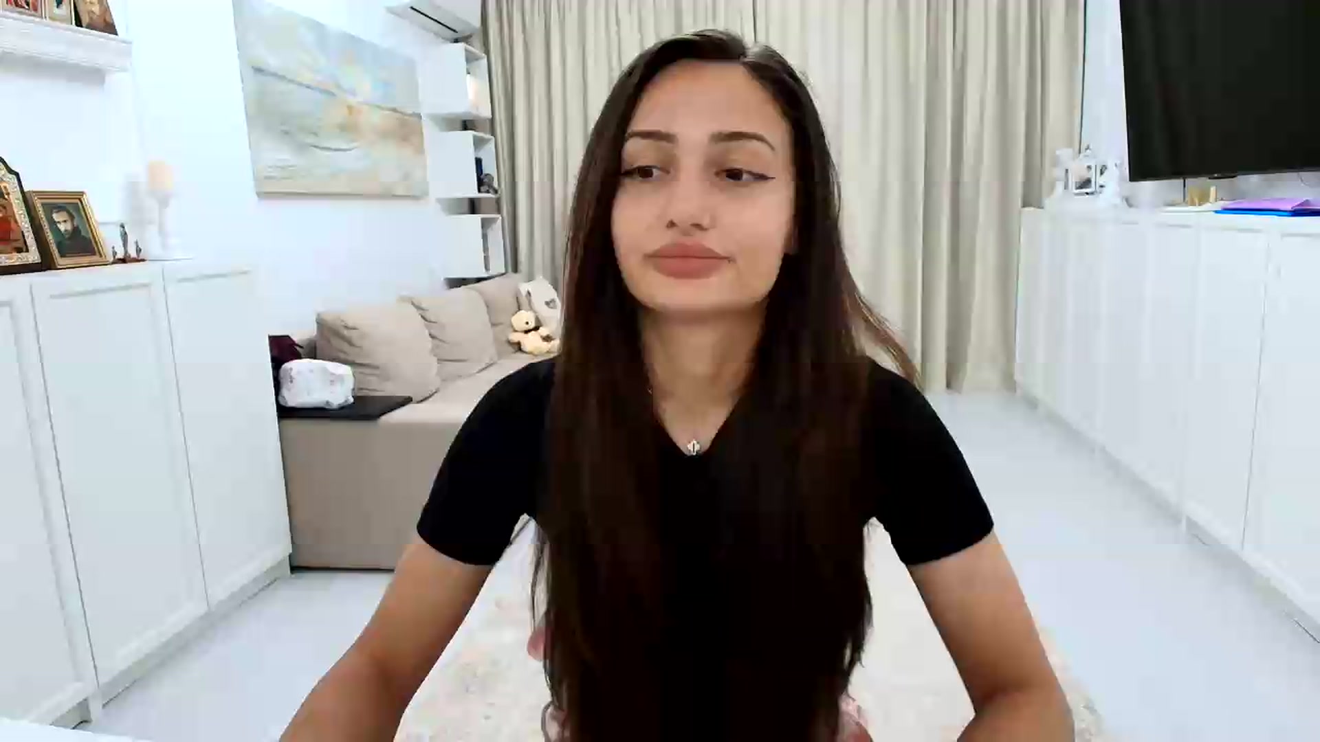 Gallery image thumbnail from Wennndyk's myfreecams stream on, 06/07/2026, 23:37 image 5 of 20