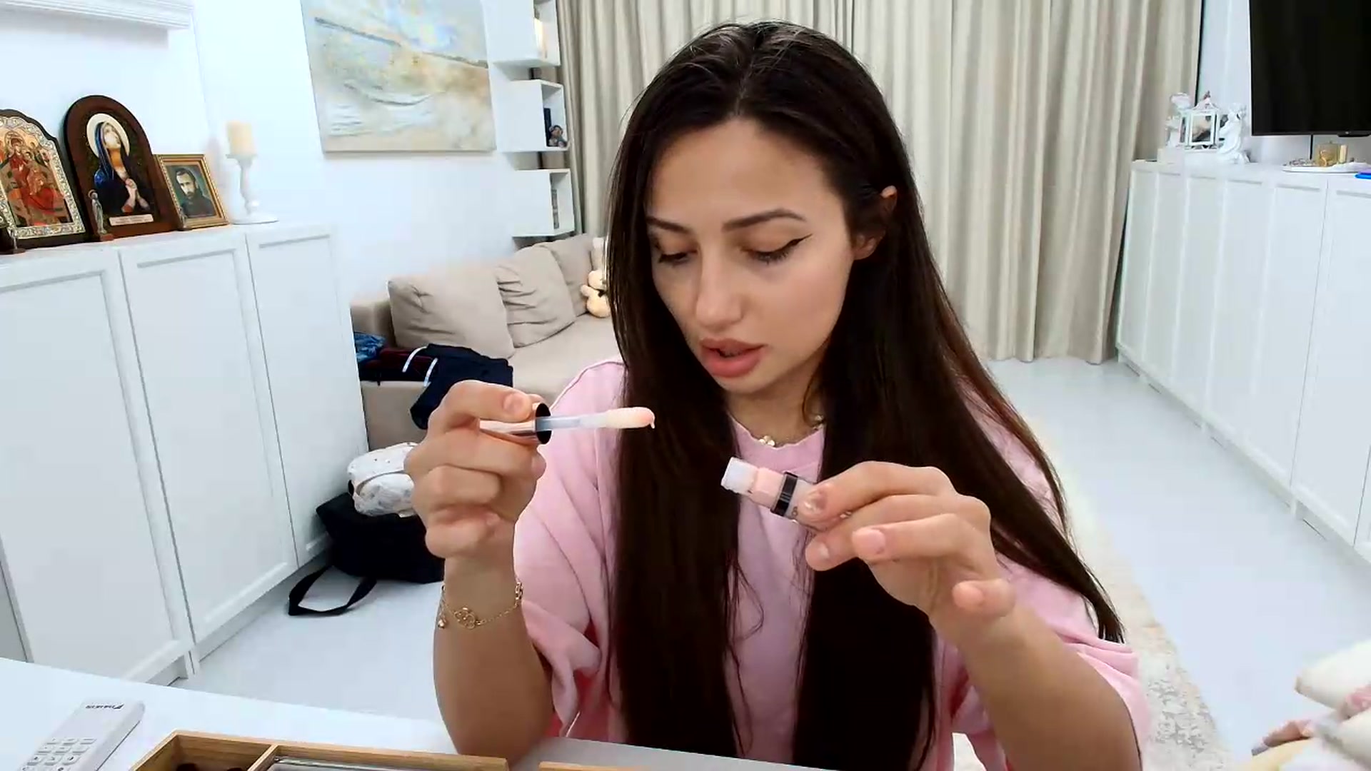 Gallery image thumbnail from Wennndyk's myfreecams stream on, 06/22/2026, 21:40 image 2 of 20