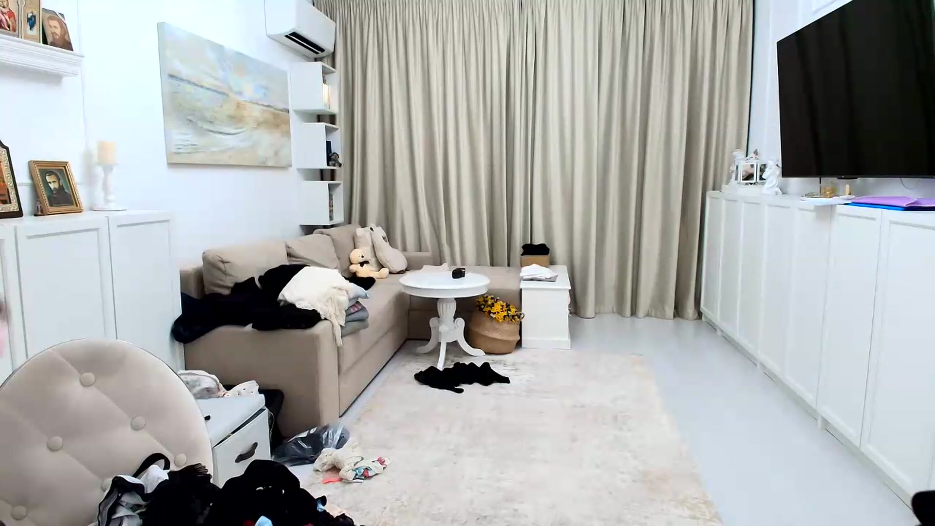 Gallery image thumbnail from Wennndyk's myfreecams stream on, 06/23/2026, 21:55 image 4 of 20