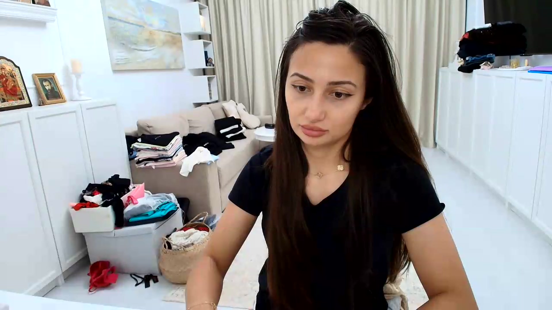 Gallery image thumbnail from Wennndyk's myfreecams stream on, 06/24/2026, 23:42 image 16 of 20