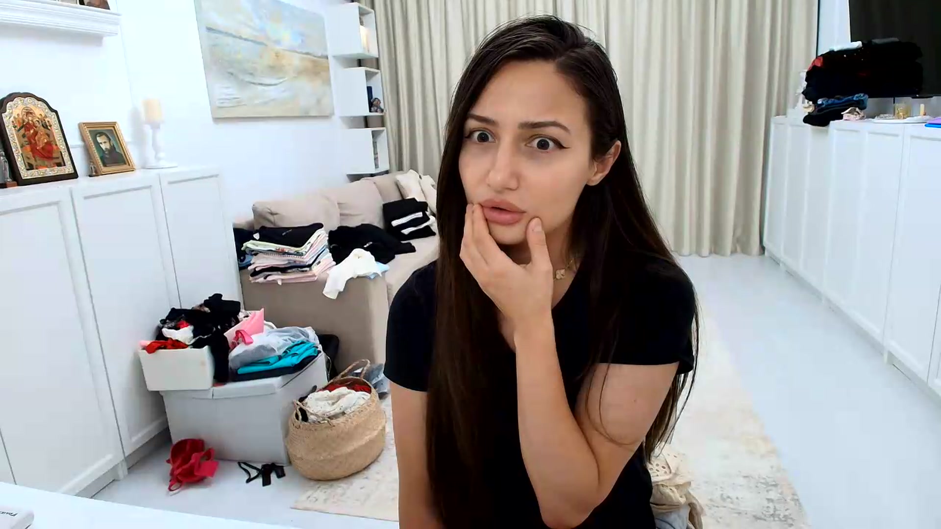 Gallery image thumbnail from Wennndyk's myfreecams stream on, 06/24/2026, 23:42 image 9 of 20