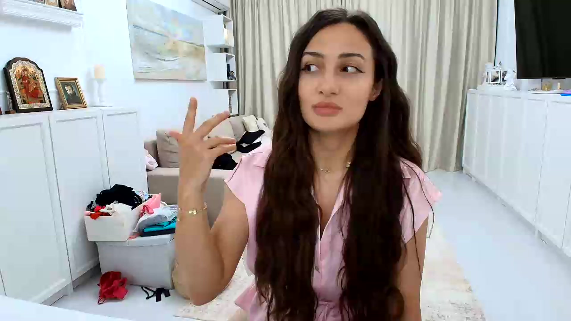 Gallery image thumbnail from Wennndyk's myfreecams stream on, 06/25/2026, 22:21 image 1 of 20