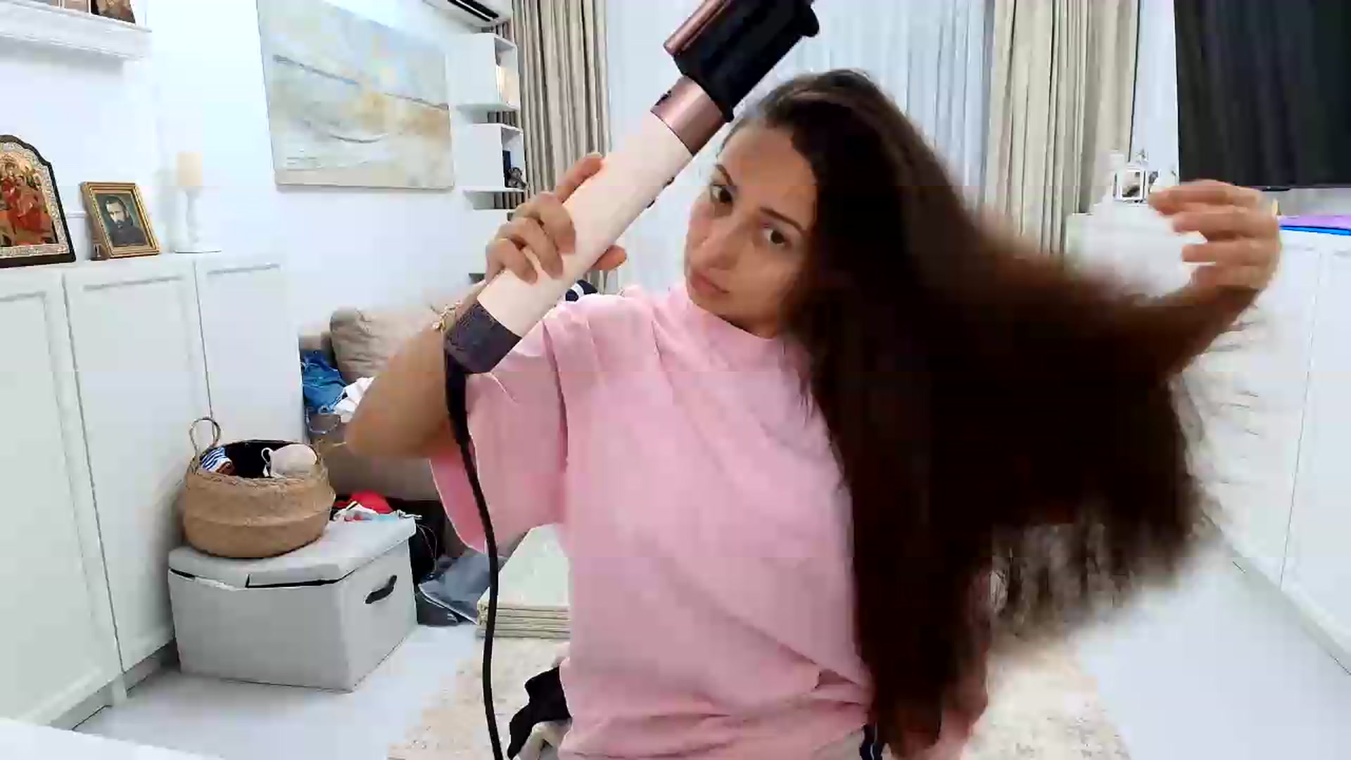 Gallery image thumbnail from Wennndyk's myfreecams stream on, 07/06/2026, 21:16 image 1 of 20