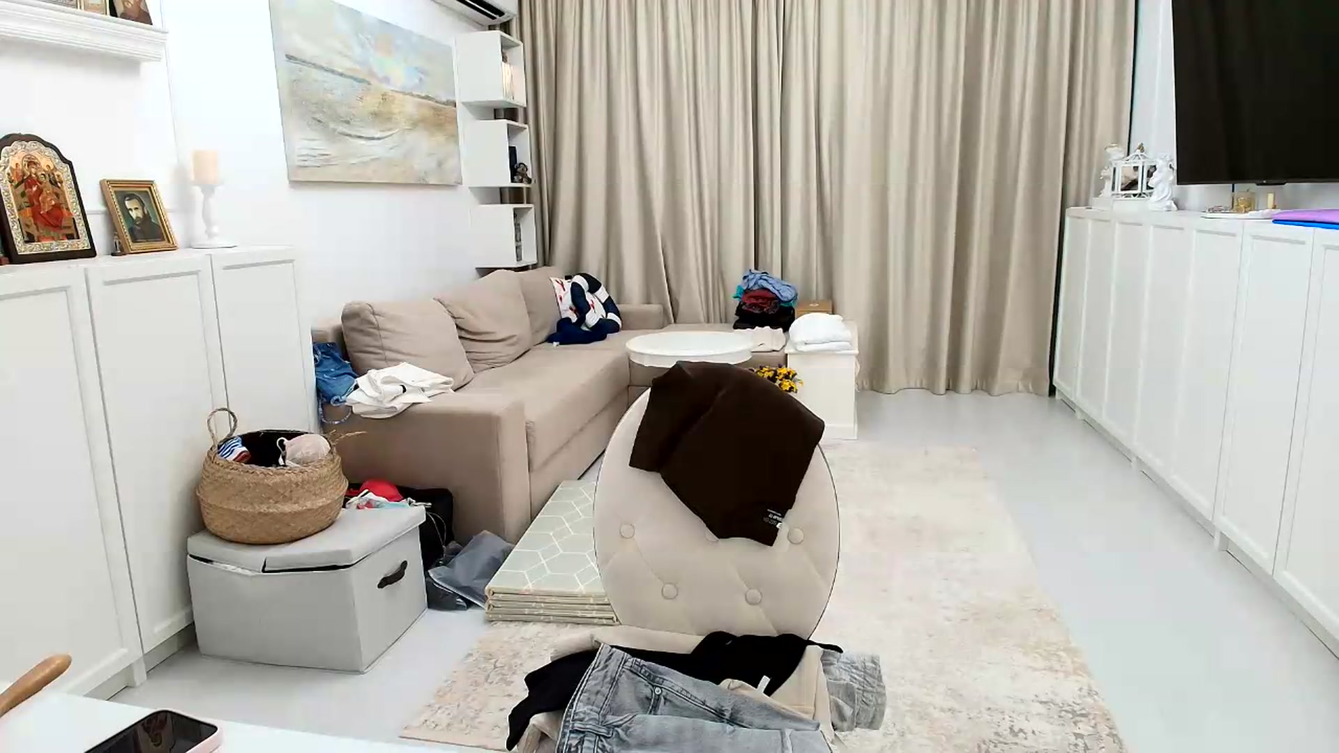 Gallery image thumbnail from Wennndyk's myfreecams stream on, 07/06/2026, 21:16 image 17 of 20