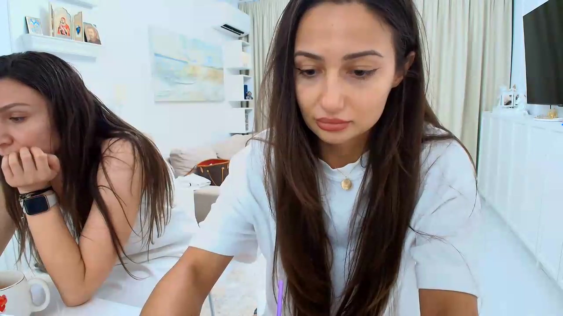 Gallery image thumbnail from Wennndyk's myfreecams stream on, 07/07/2026, 21:32 image 15 of 20