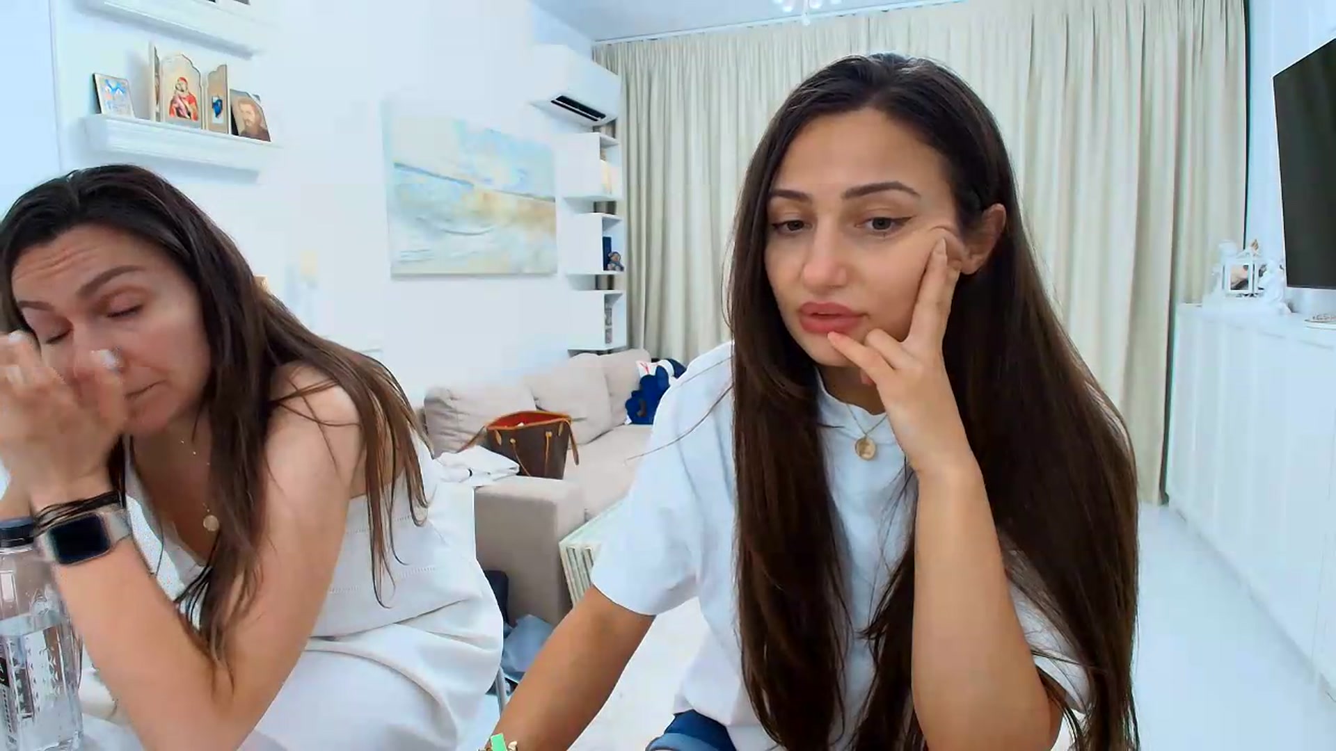 Gallery image thumbnail from Wennndyk's myfreecams stream on, 07/07/2026, 22:27 image 9 of 20
