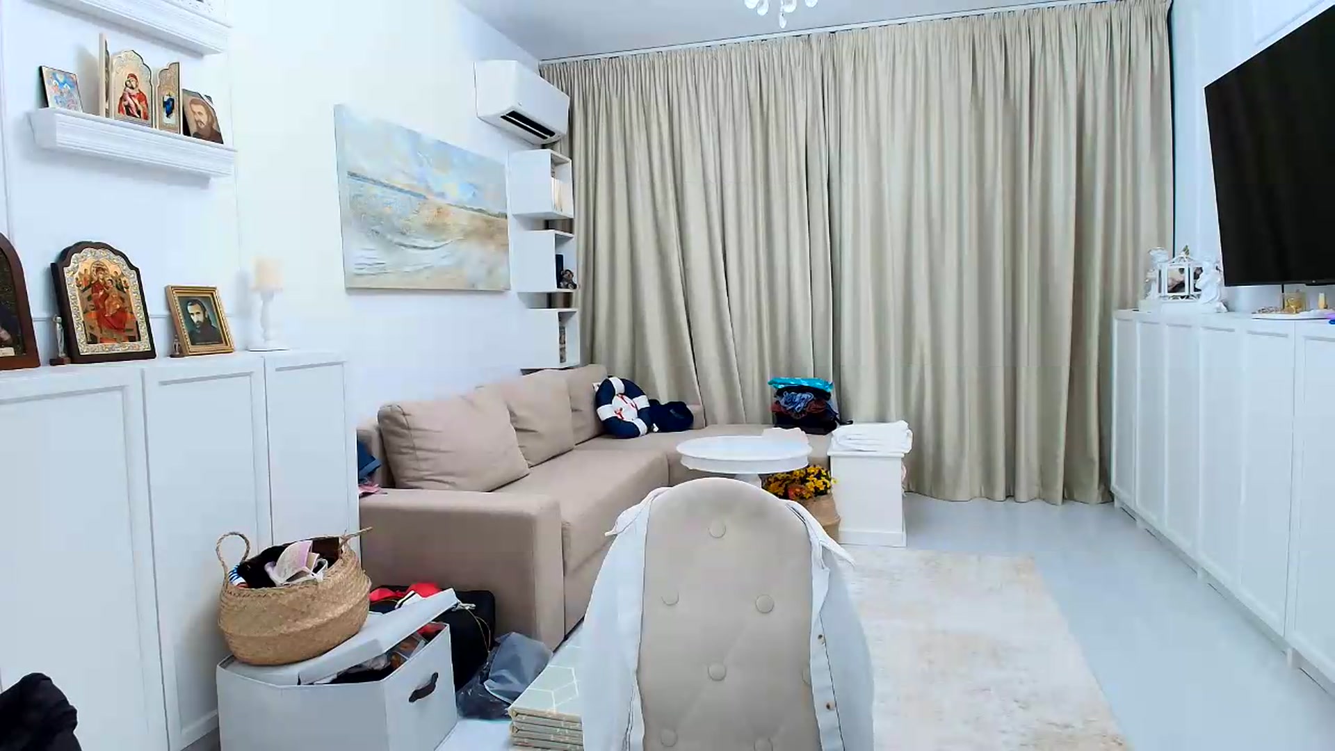 Gallery image thumbnail from Wennndyk's myfreecams stream on, 07/09/2026, 21:40 image 16 of 20