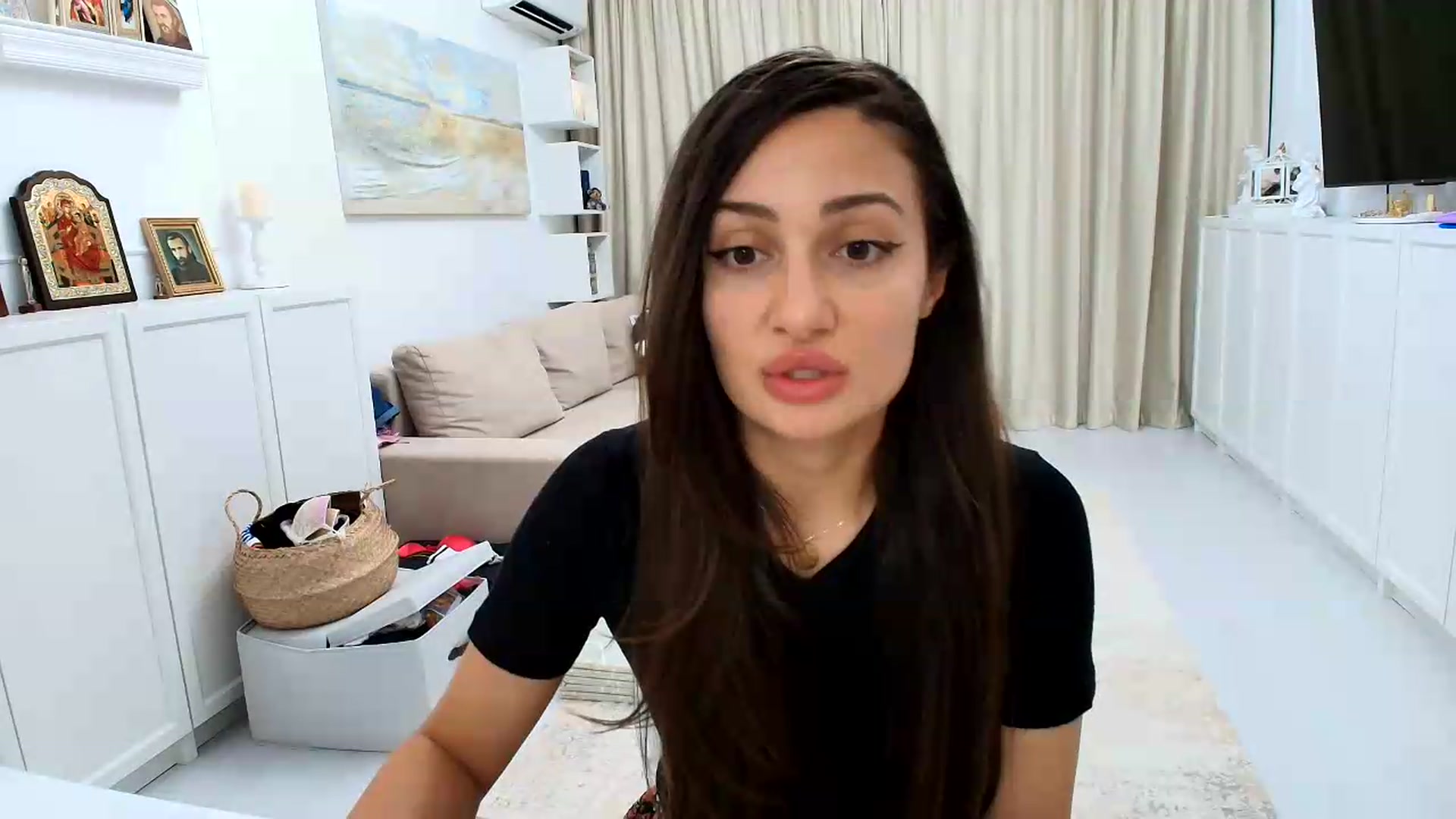 Gallery image thumbnail from Wennndyk's myfreecams stream on, 07/09/2026, 21:40 image 8 of 20