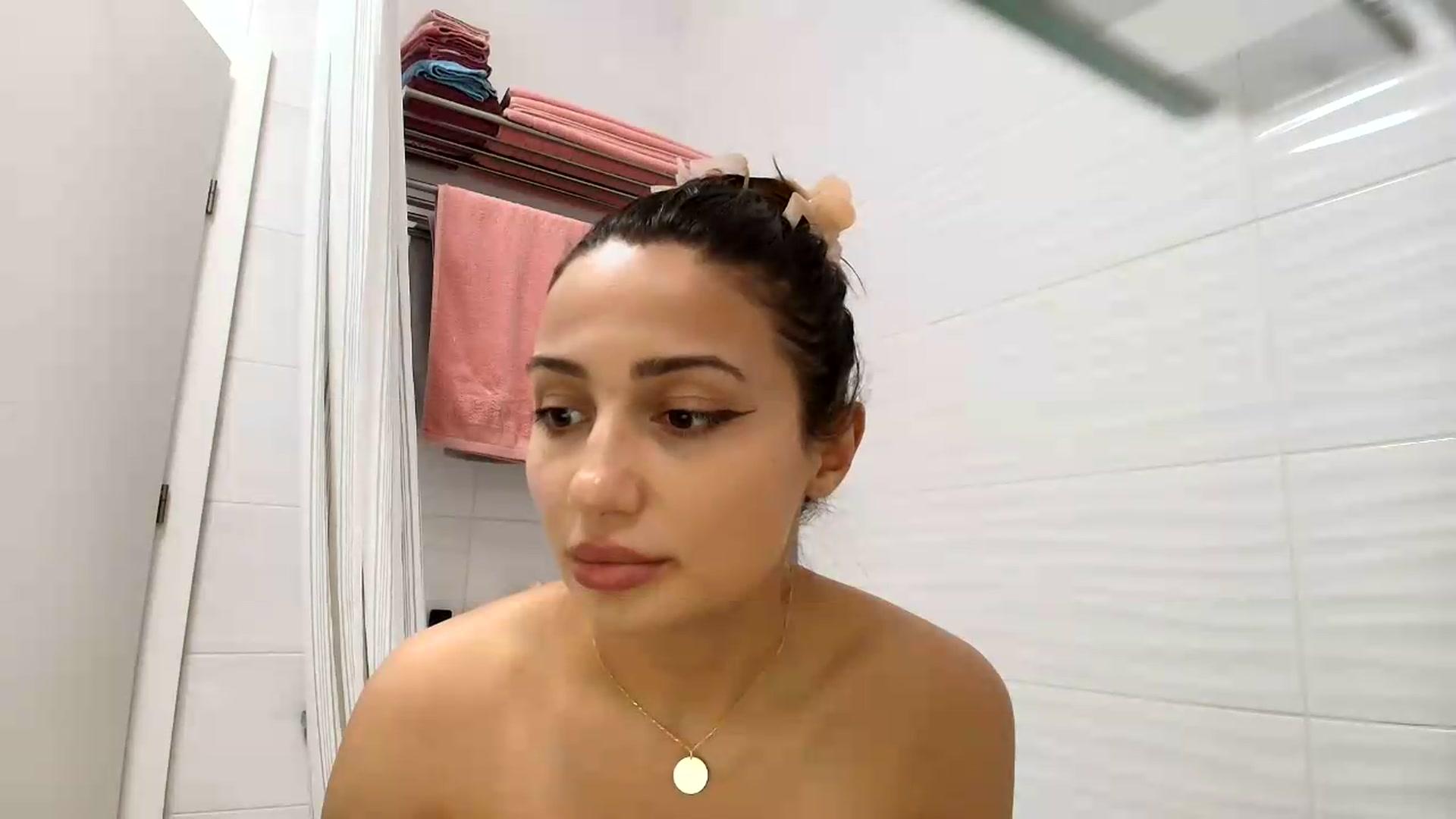 Gallery image thumbnail from Wennndyk's myfreecams stream on, 07/09/2026, 21:40 image 18 of 20