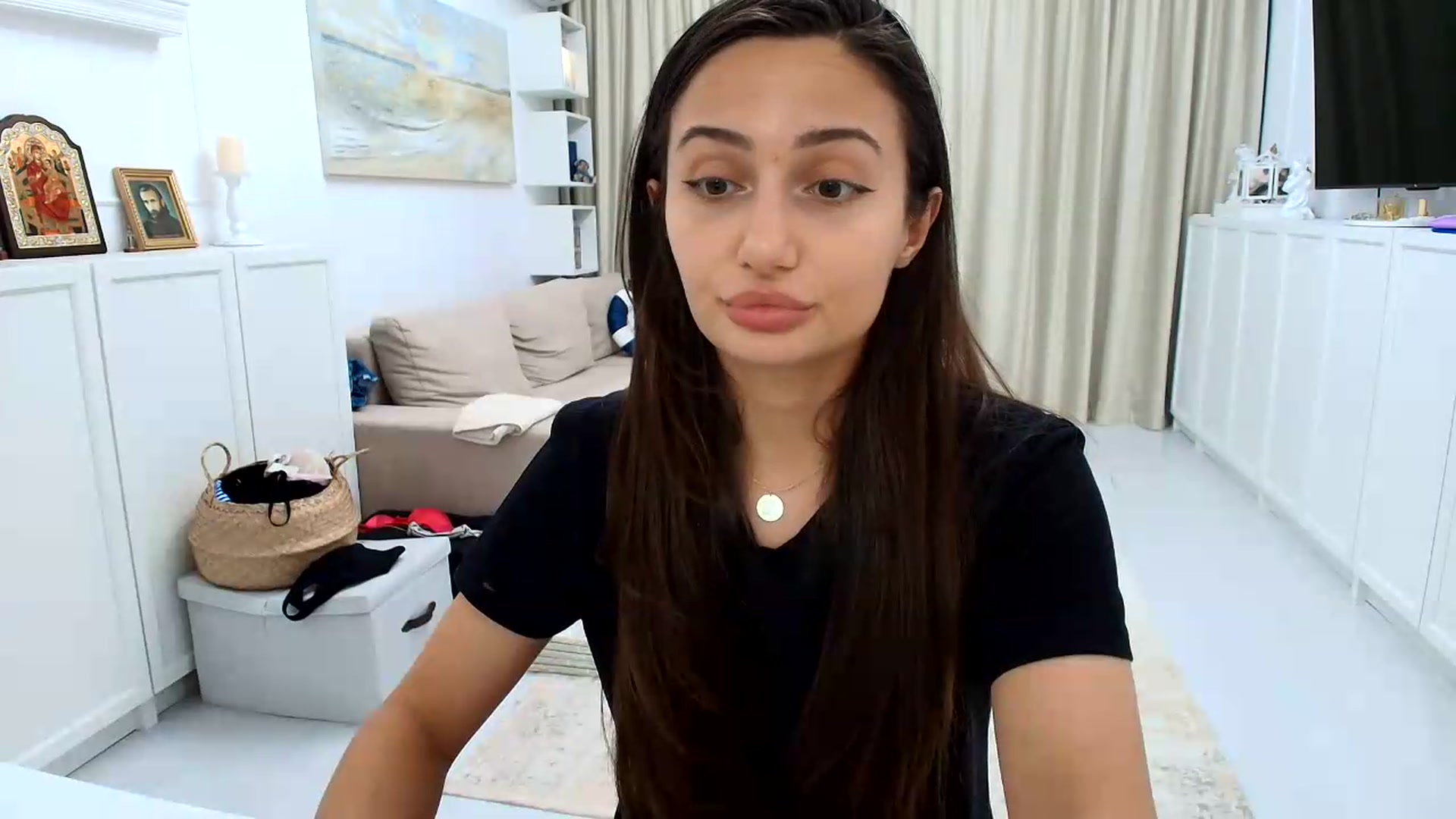 Gallery image thumbnail from Wennndyk's myfreecams stream on, 07/11/2026, 23:42 image 18 of 20