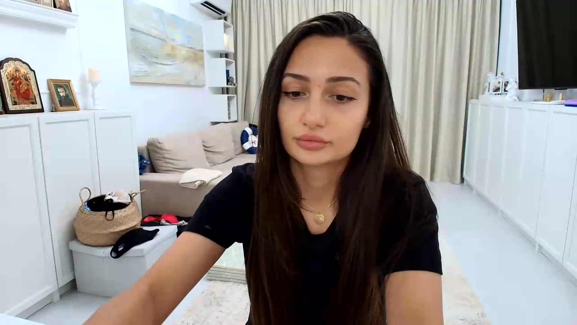 Gallery image thumbnail from Wennndyk's myfreecams stream on, 07/11/2026, 23:42 image 12 of 20