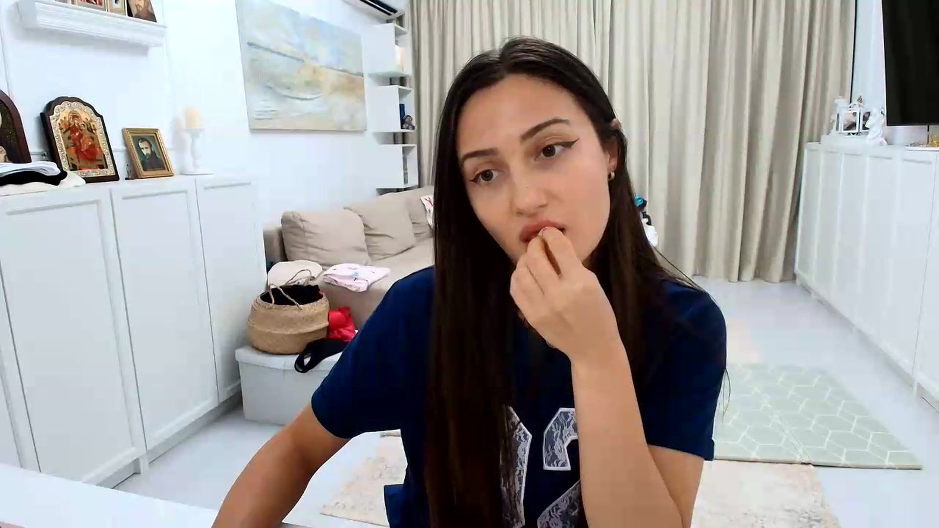 Gallery image thumbnail from Wennndyk's myfreecams stream on, 07/15/2026, 21:36 image 7 of 20