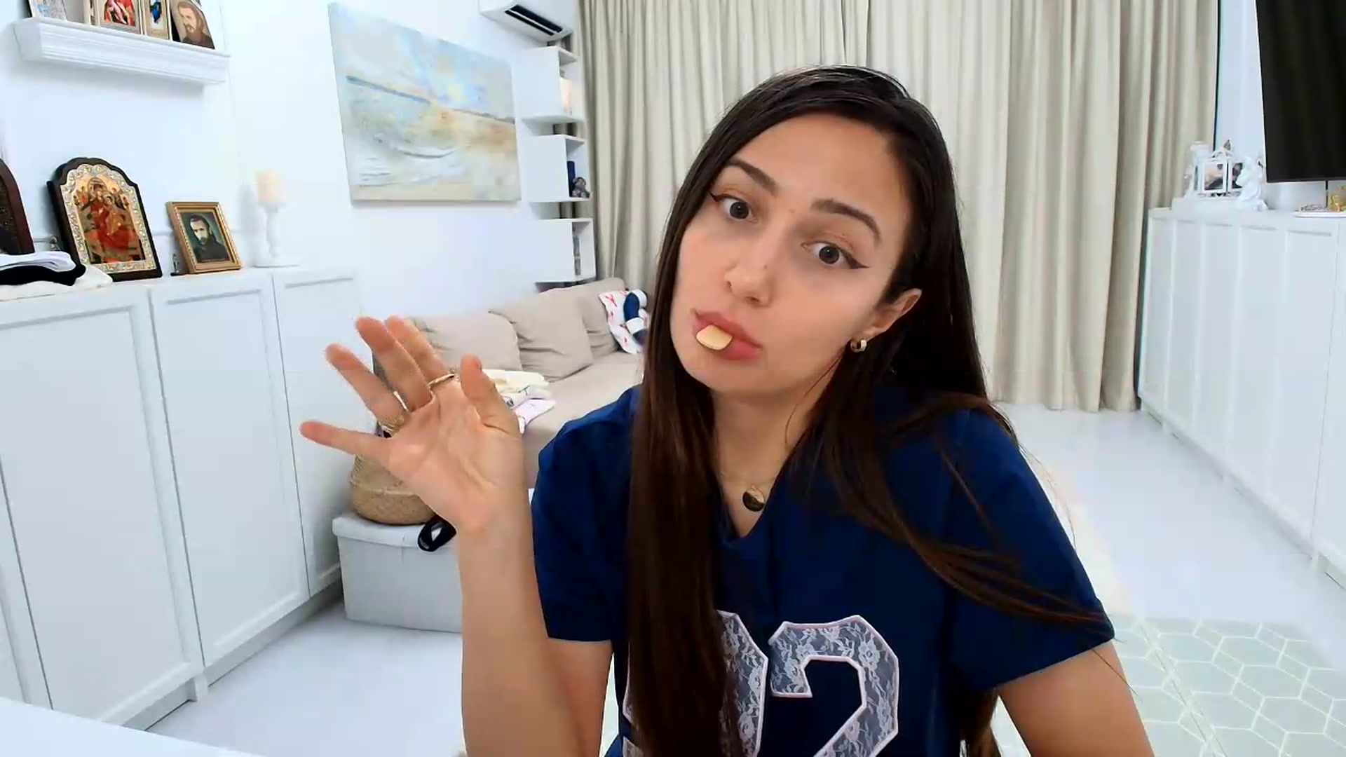 Gallery image thumbnail from Wennndyk's myfreecams stream on, 07/15/2026, 22:56 image 16 of 20