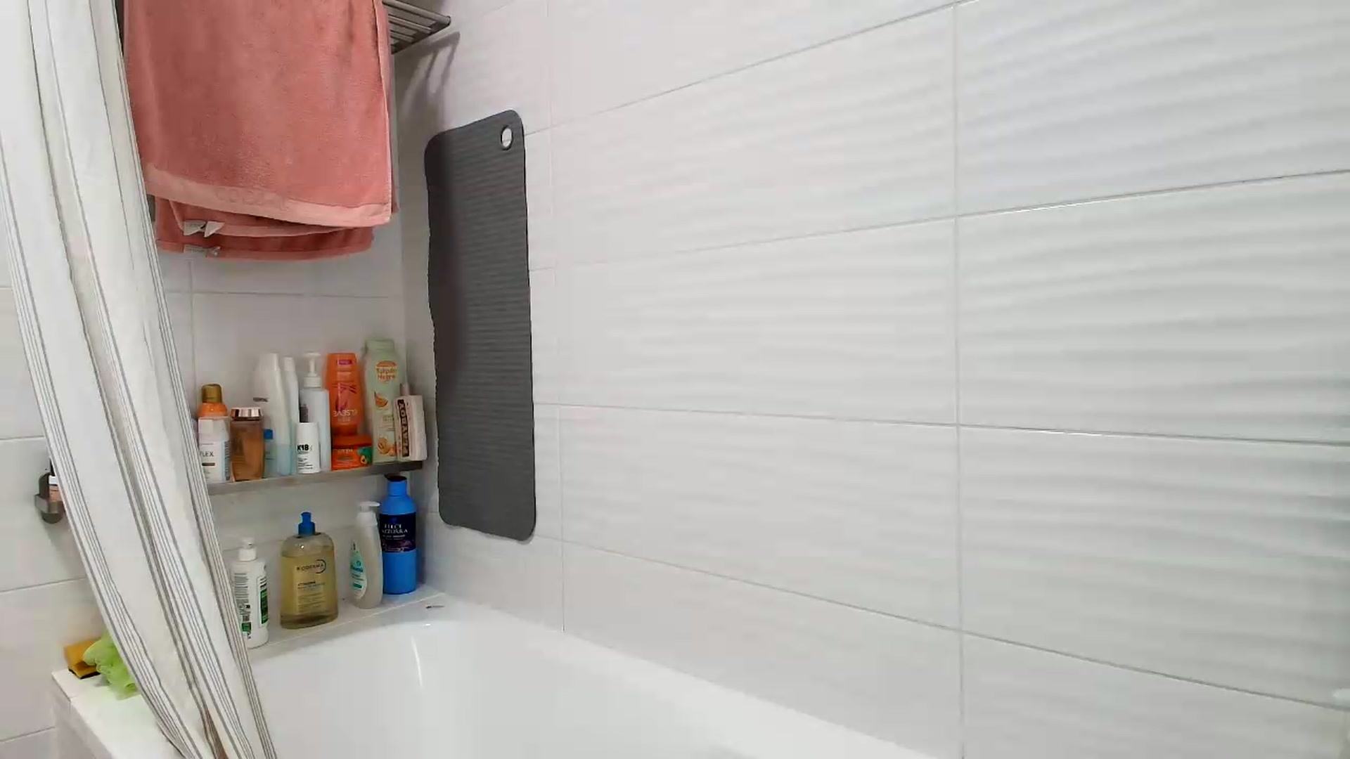 Gallery image thumbnail from Wennndyk's myfreecams stream on, 07/15/2026, 23:45 image 13 of 20