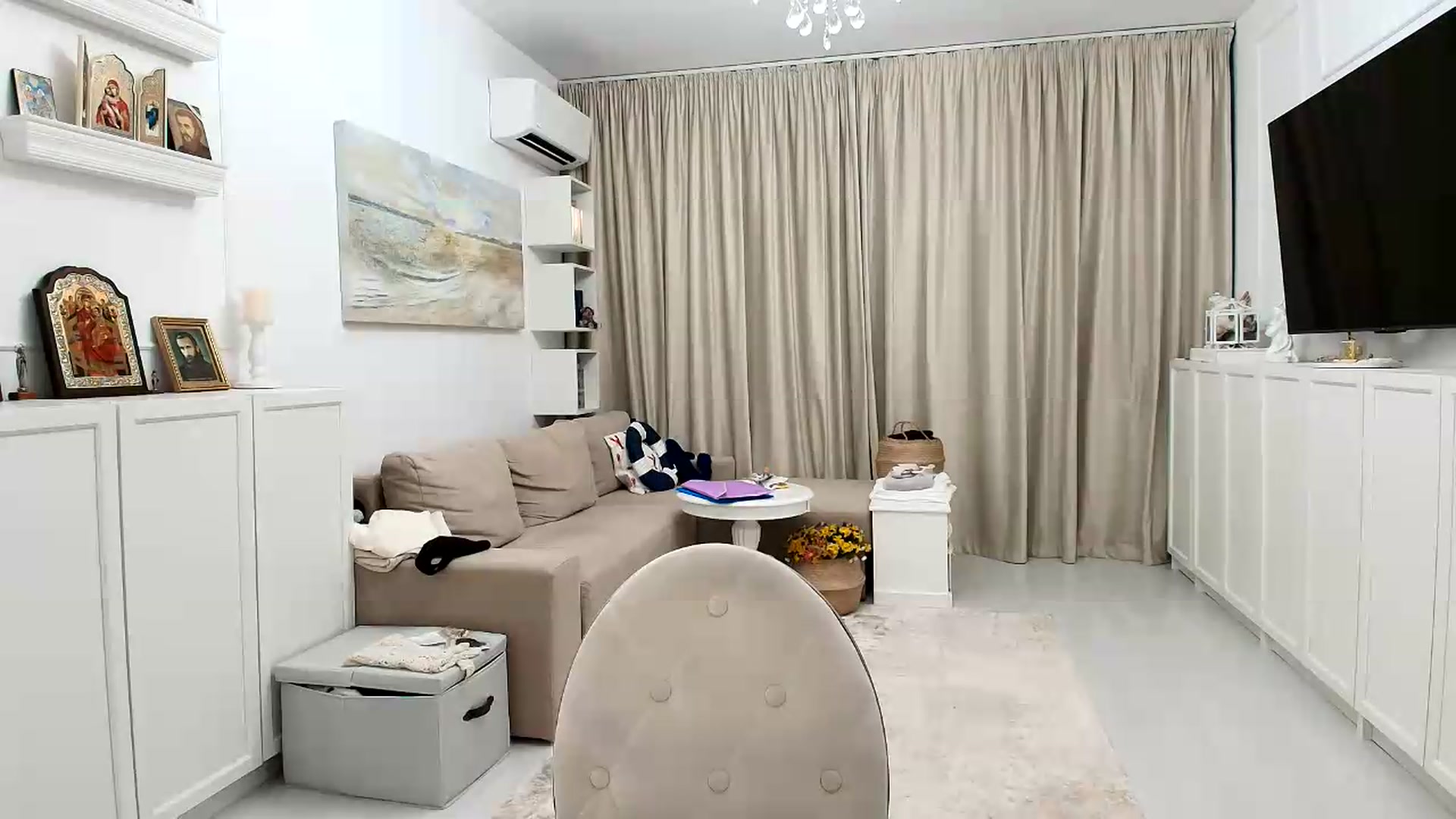 Gallery image thumbnail from Wennndyk's myfreecams stream on, 07/19/2026, 01:03 image 15 of 20