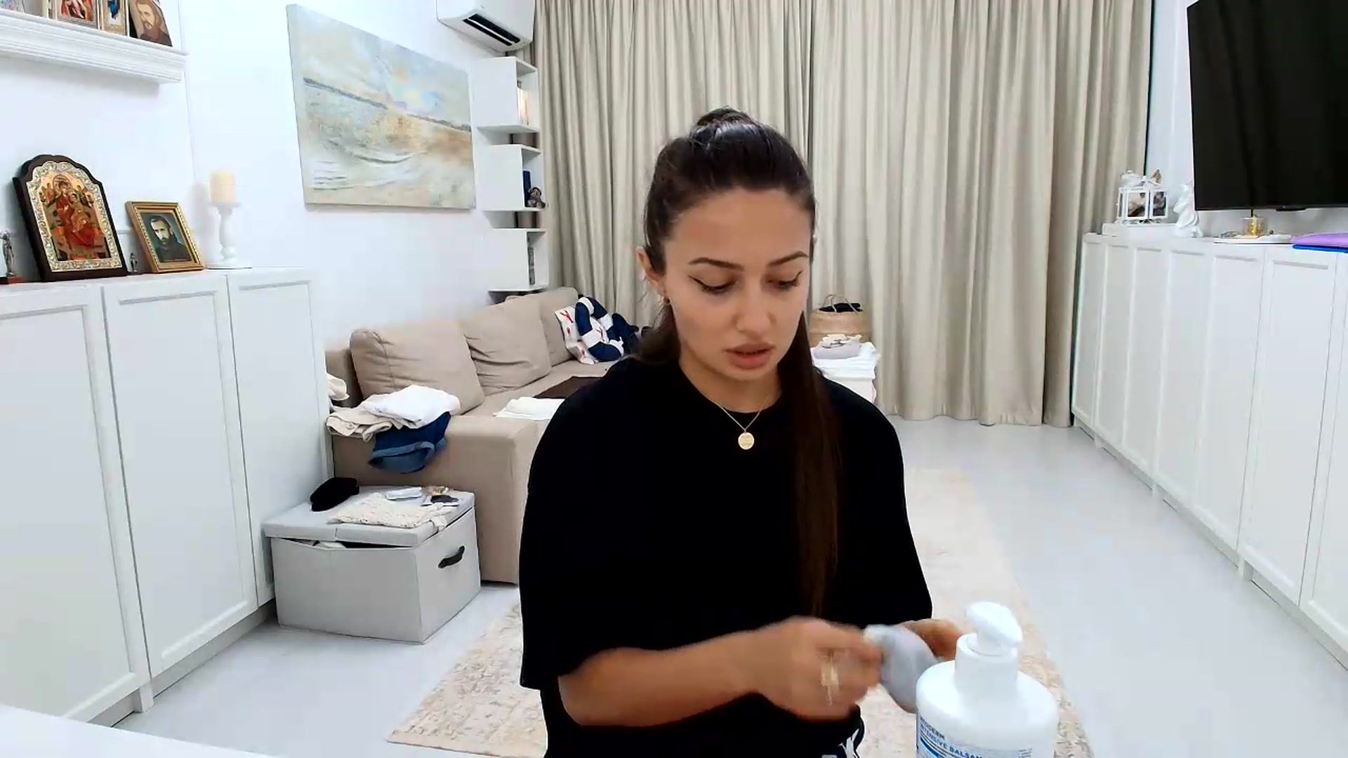 Gallery image thumbnail from Wennndyk's myfreecams stream on, 07/19/2026, 22:33 image 4 of 20
