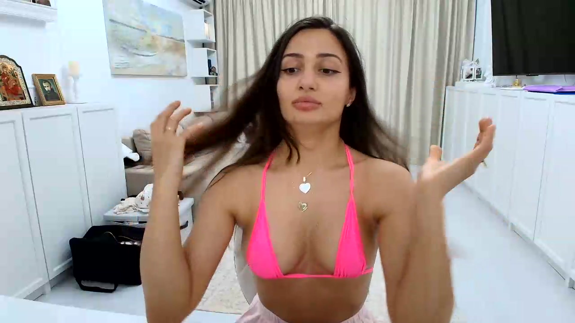 Gallery image thumbnail from Wennndyk's myfreecams stream on, 08/01/2026, 17:25 image 2 of 20
